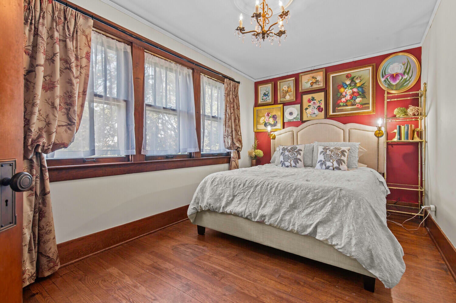 Ann Arbor, Michigan, 48103, United States, 4 Bedrooms Bedrooms, ,3 BathroomsBathrooms,Residential,For Sale,1991262