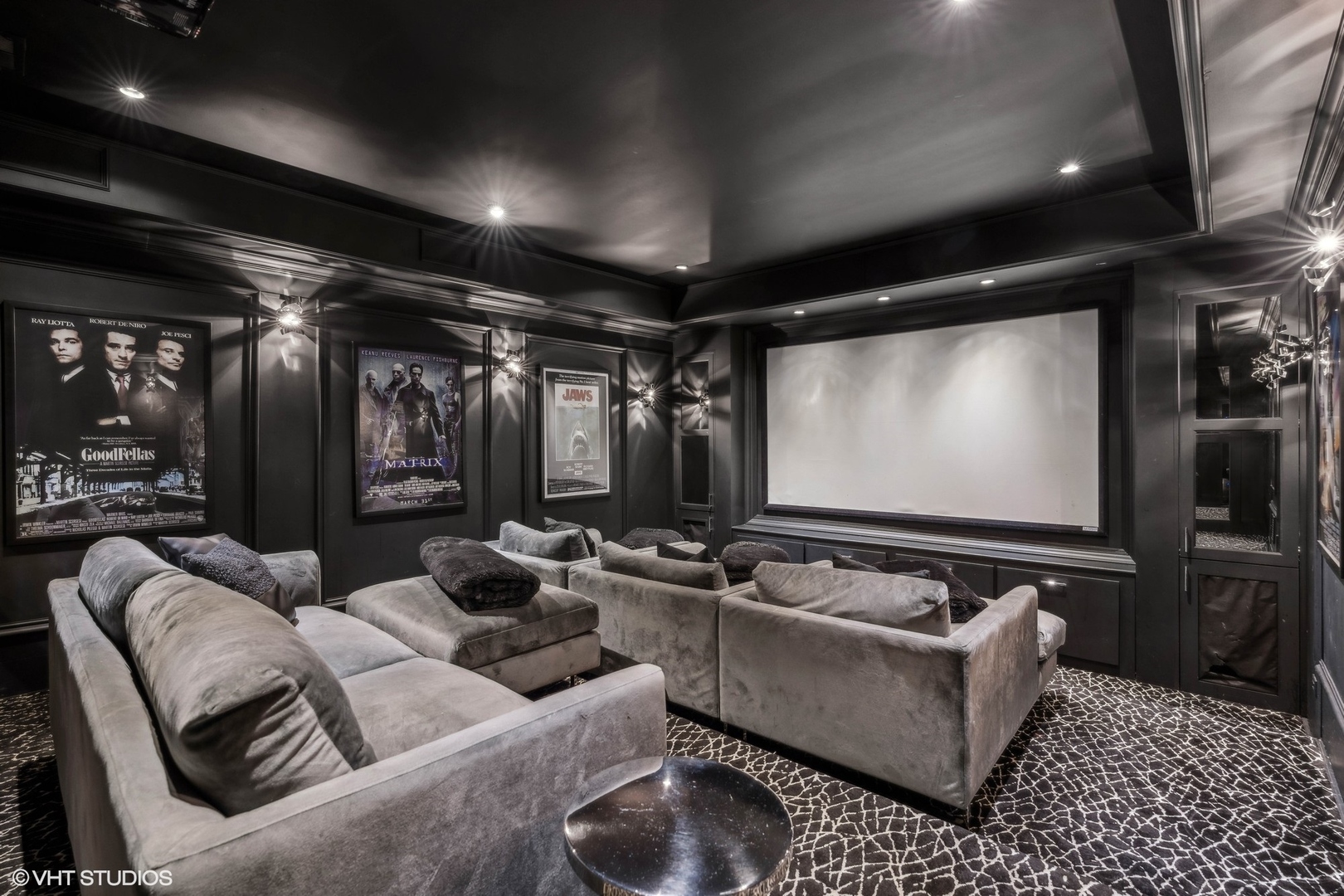 3830 N Wayne Avenue, Chicago, Illinois, 60613, United States, 6 Bedrooms Bedrooms, ,6 BathroomsBathrooms,Residential,For Sale,3830 N Wayne Avenue,1628817