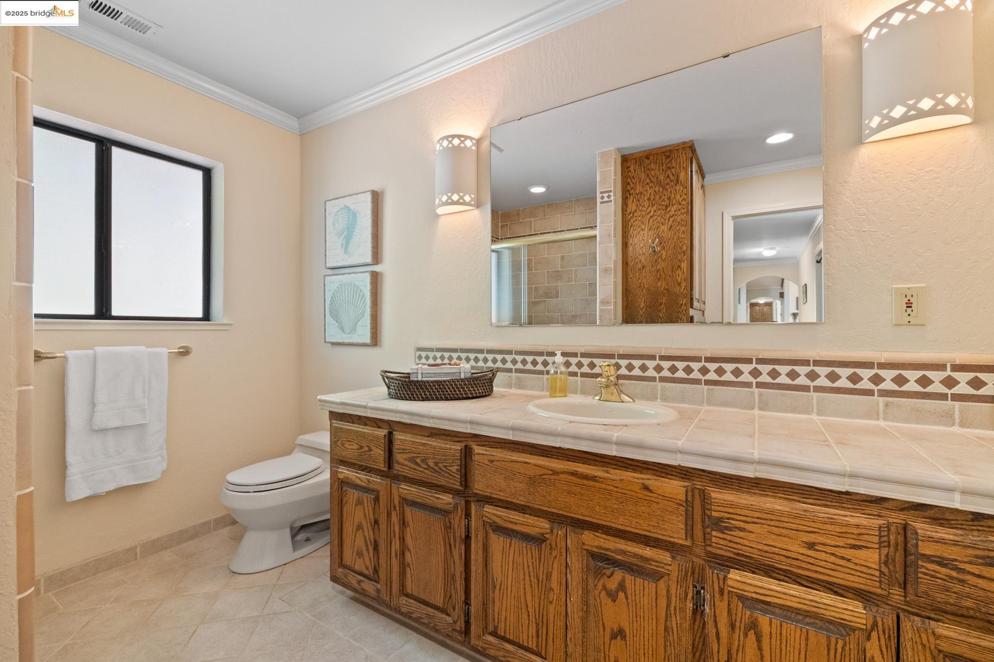 Sonora, California, 95370, United States, 4 Bedrooms Bedrooms, ,4 BathroomsBathrooms,Residential,For Sale,1987424