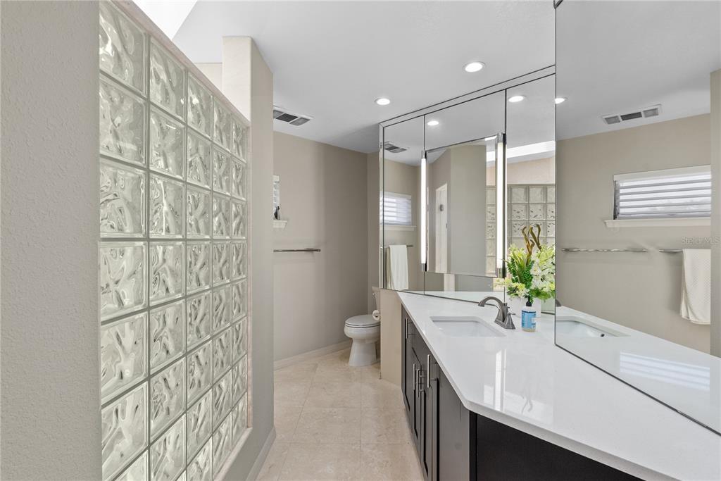 Tierra Verde, Florida, 33715, United States, 2 Bedrooms Bedrooms, ,2 BathroomsBathrooms,Residential,For Sale,1794902
