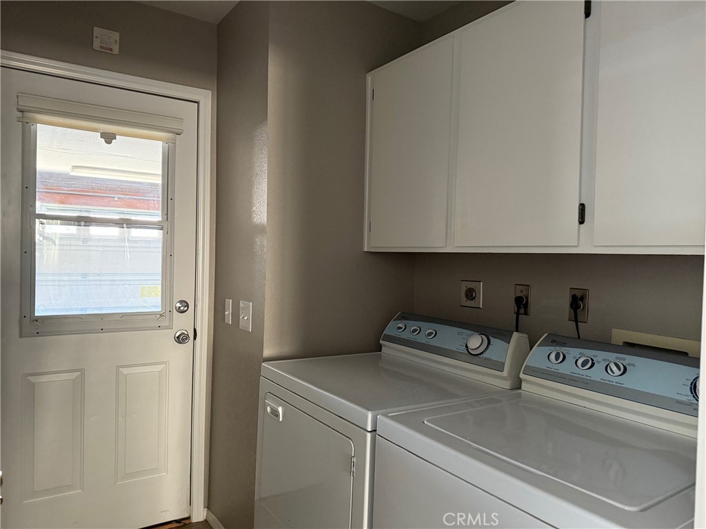 Murrieta, California, 92563, United States, 3 Bedrooms Bedrooms, ,2 BathroomsBathrooms,Residential,For Sale,1857282