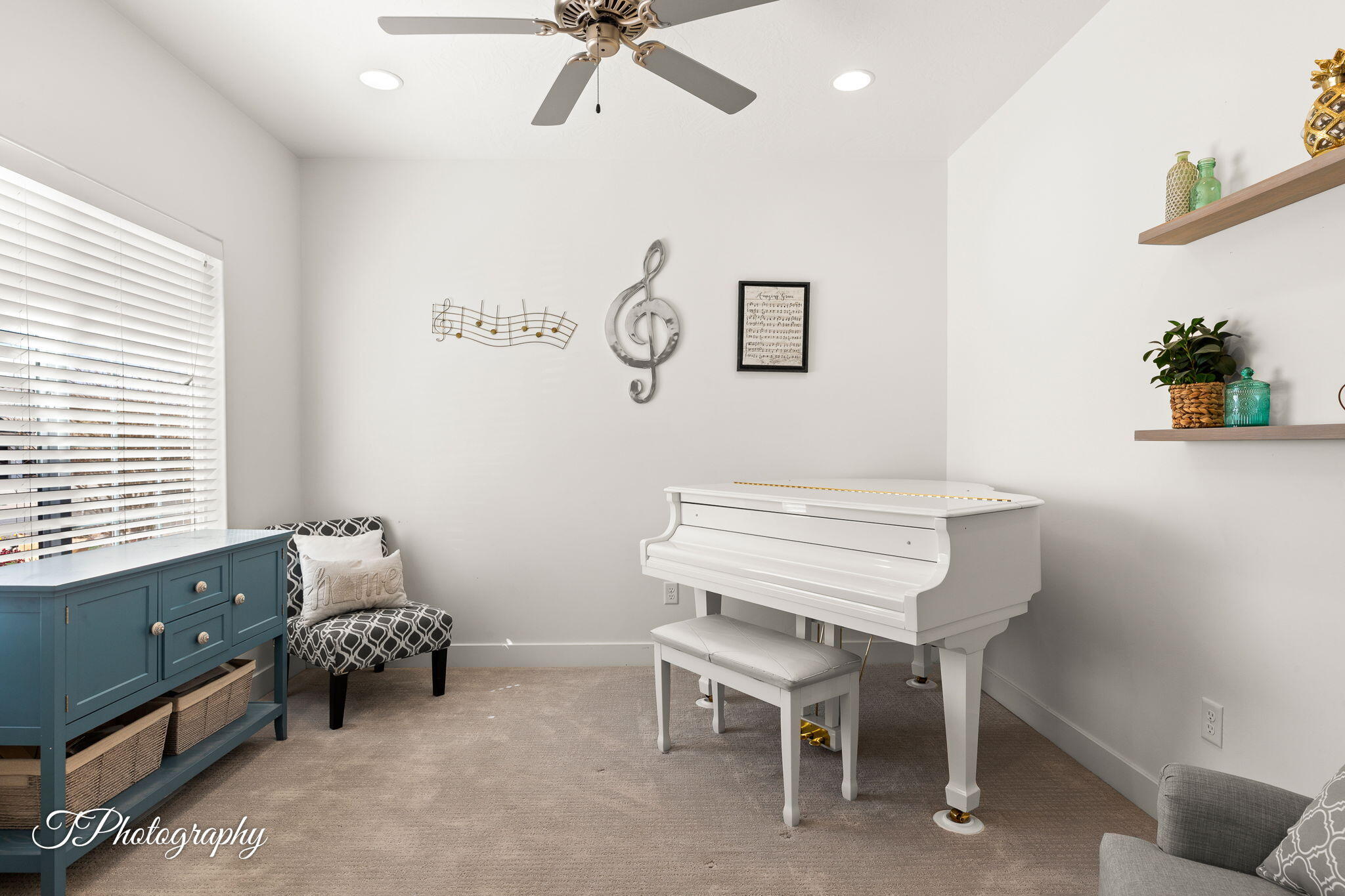St George, Utah, 84790, United States, 6 Bedrooms Bedrooms, ,Residential,For Sale,1882756