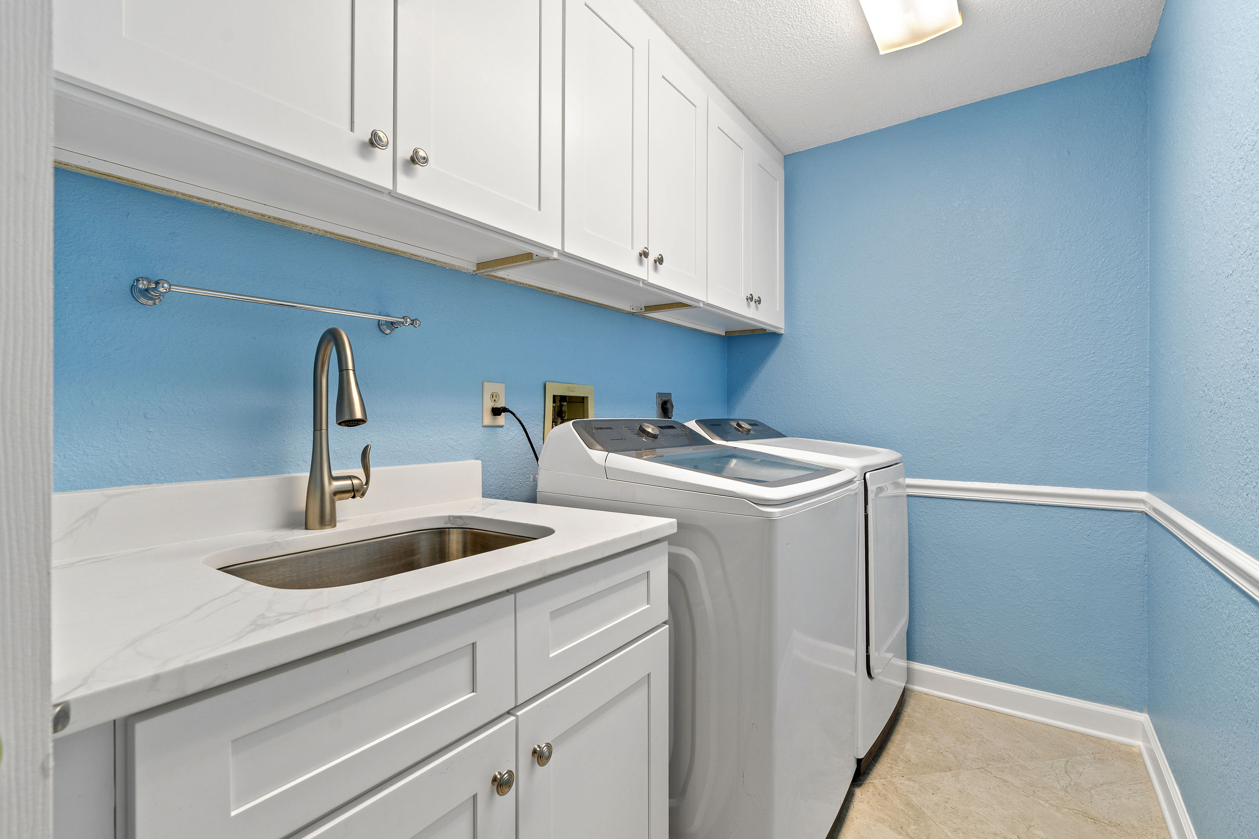Seminole, Florida, 33772, United States, 3 Bedrooms Bedrooms, ,3 BathroomsBathrooms,Residential,For Sale,1900666