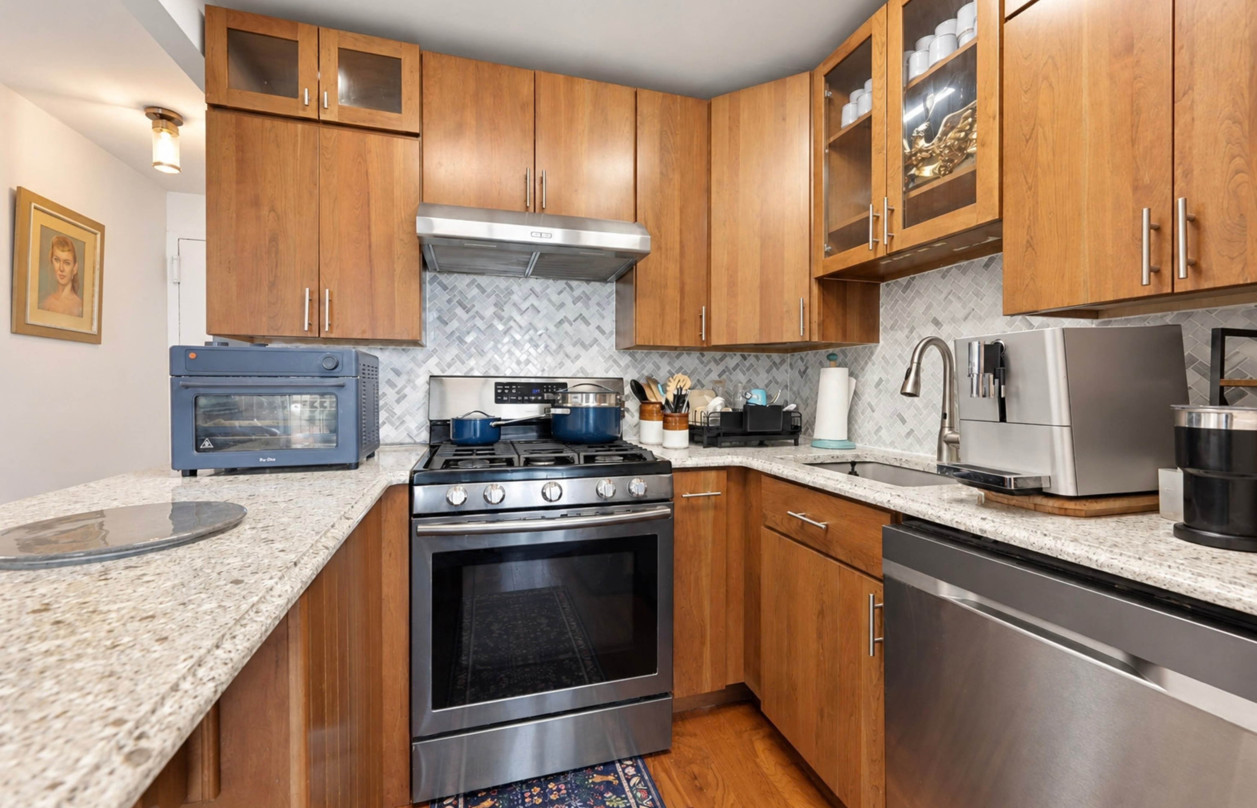  1155 Warburton Avenue - 物件實景