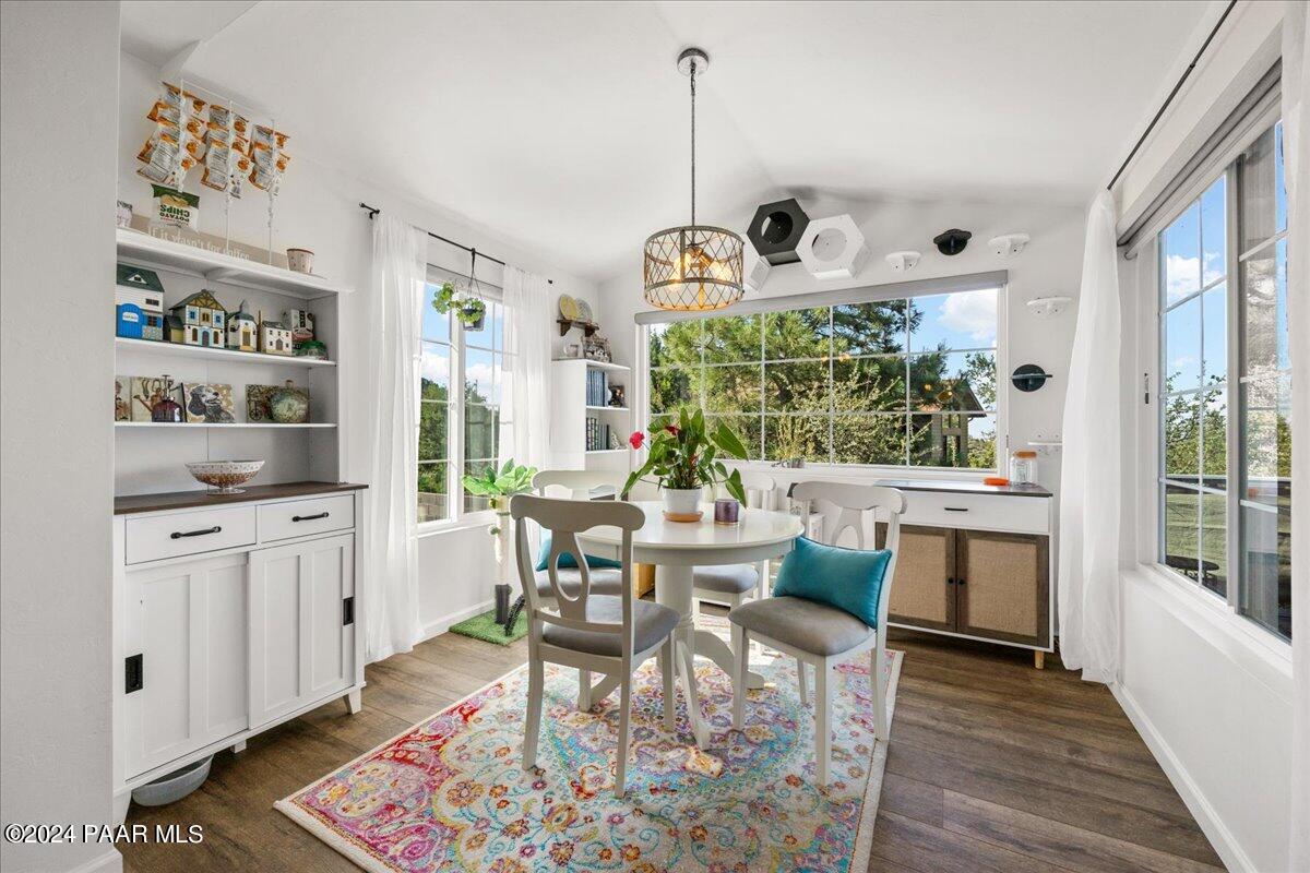 Prescott, Arizona, 86303, United States, 3 Bedrooms Bedrooms, ,3 BathroomsBathrooms,Residential,For Sale,1966658