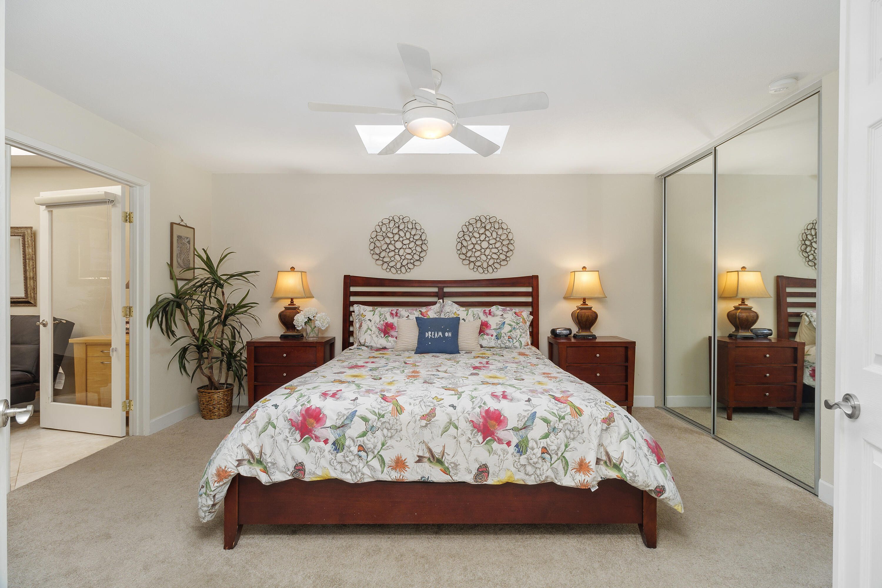 Palm Desert, California, 92260, United States, 2 Bedrooms Bedrooms, ,2 BathroomsBathrooms,Residential,For Sale,1951083