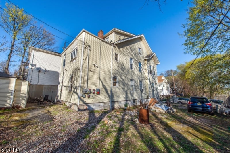 Newark City, New Jersey, 07112, United States, ,3 BathroomsBathrooms,Residential,For Sale,1982998