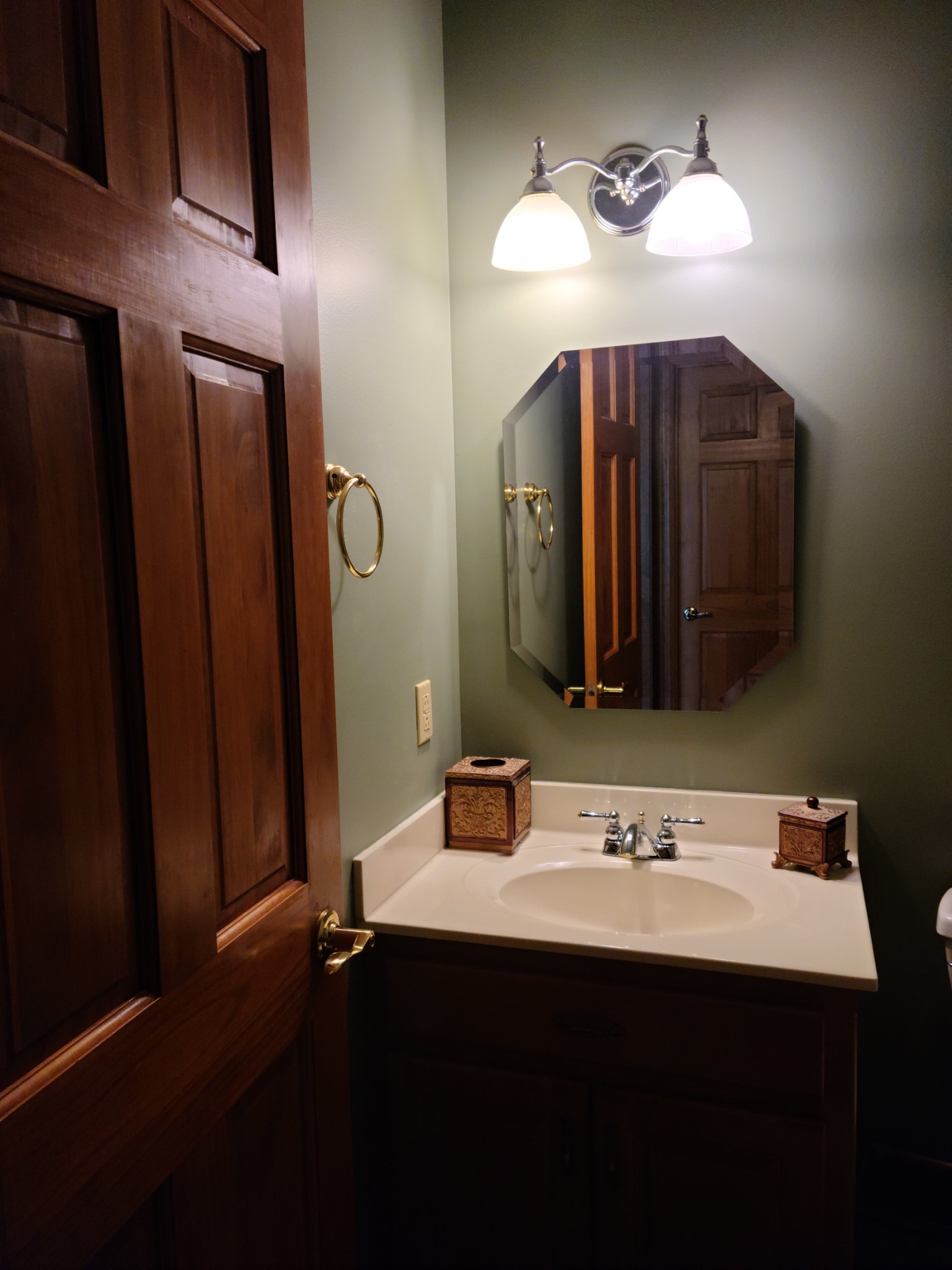 Winchester, Tennessee, 37398, United States, 3 Bedrooms Bedrooms, ,3 BathroomsBathrooms,Residential,For Sale,1978904