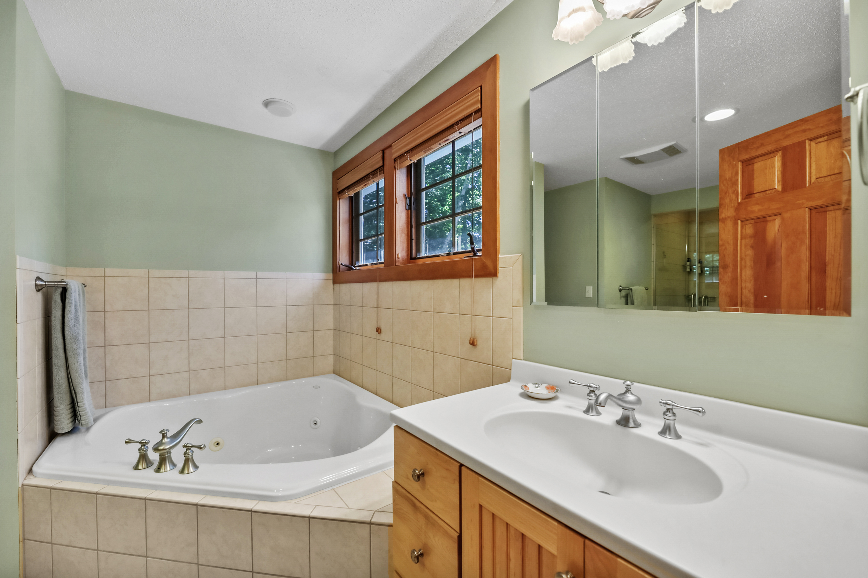  TRANQUIL LAKESIDE LIVING STEPS TO OTIS RESERVOIR - 物件實景