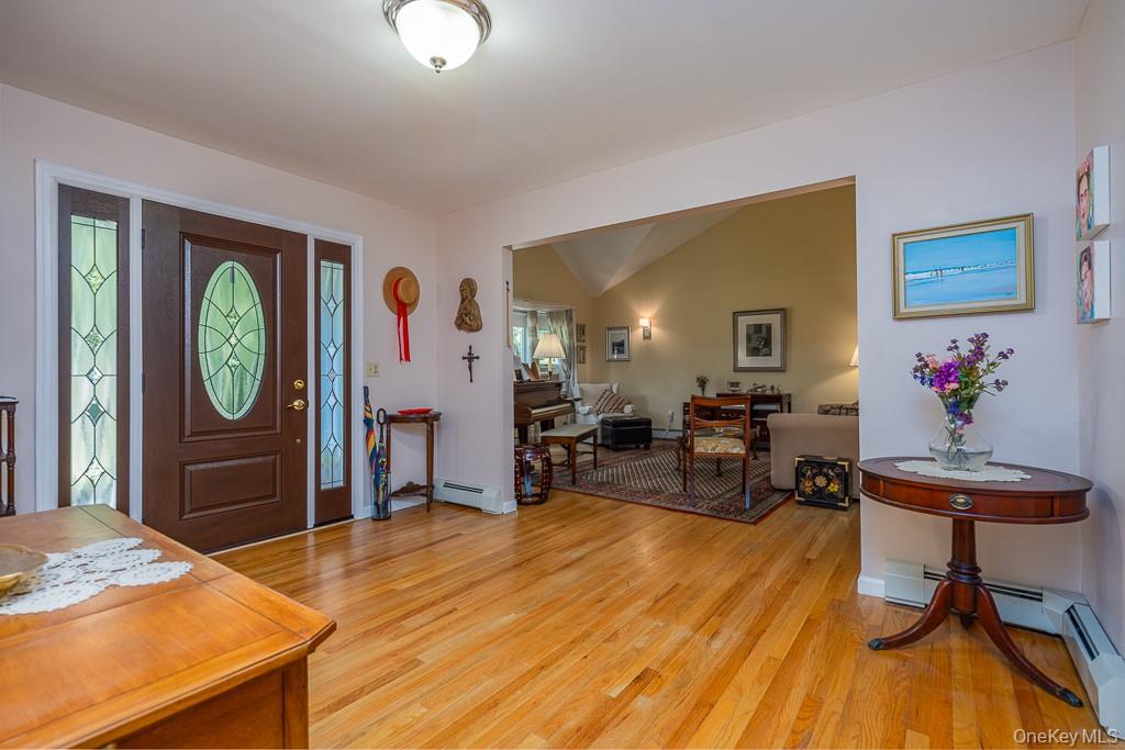 Stony Point, New York, 10980, United States, 5 Bedrooms Bedrooms, ,3 BathroomsBathrooms,Residential,For Sale,1918019