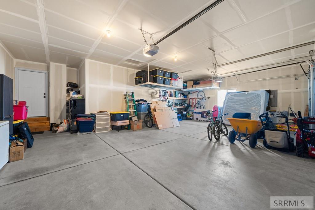 IDAHO FALLS, Idaho, 83402, United States, 6 Bedrooms Bedrooms, ,3 BathroomsBathrooms,Residential,For Sale,1980843