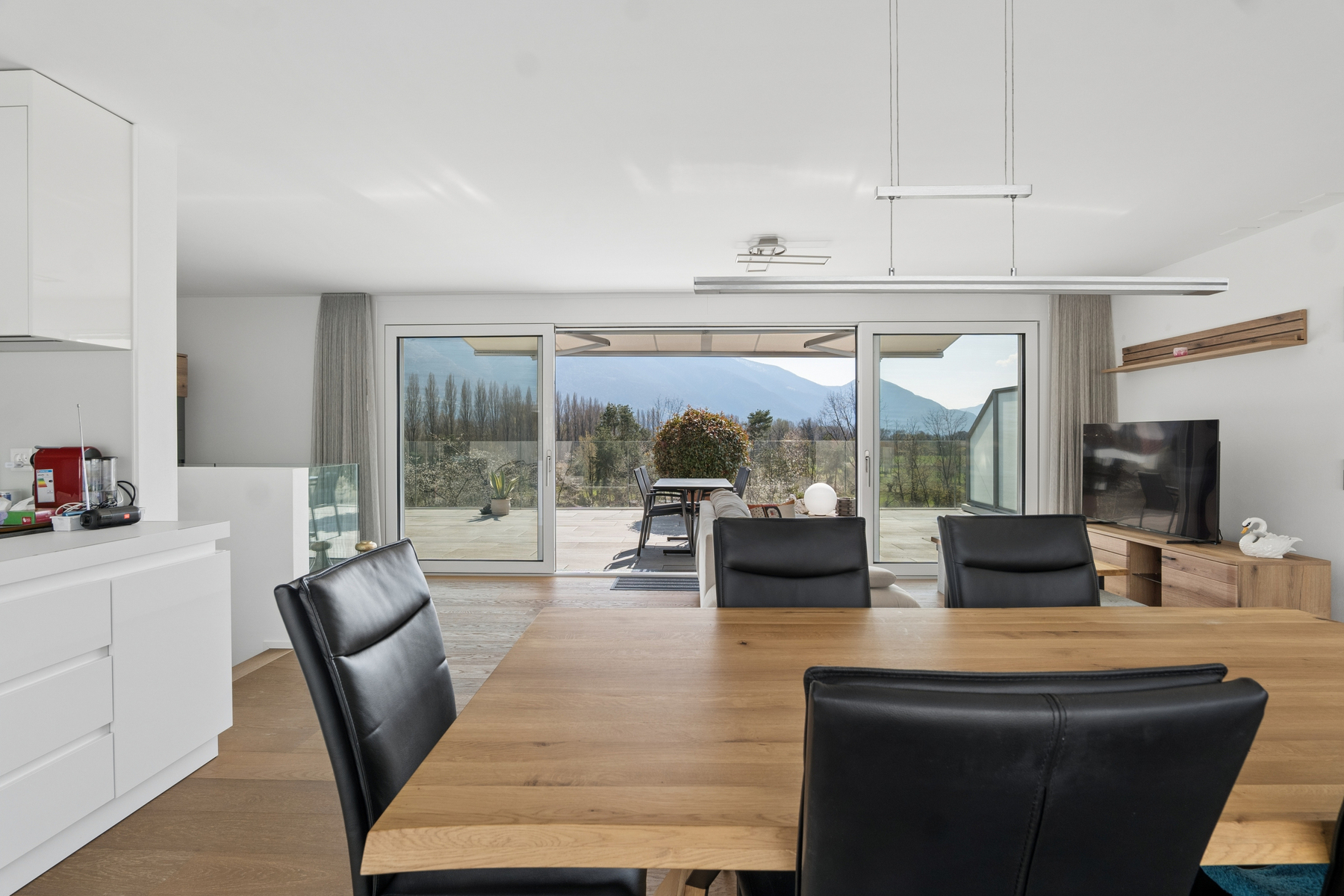  Penthouse-duplex with large terrace a stone