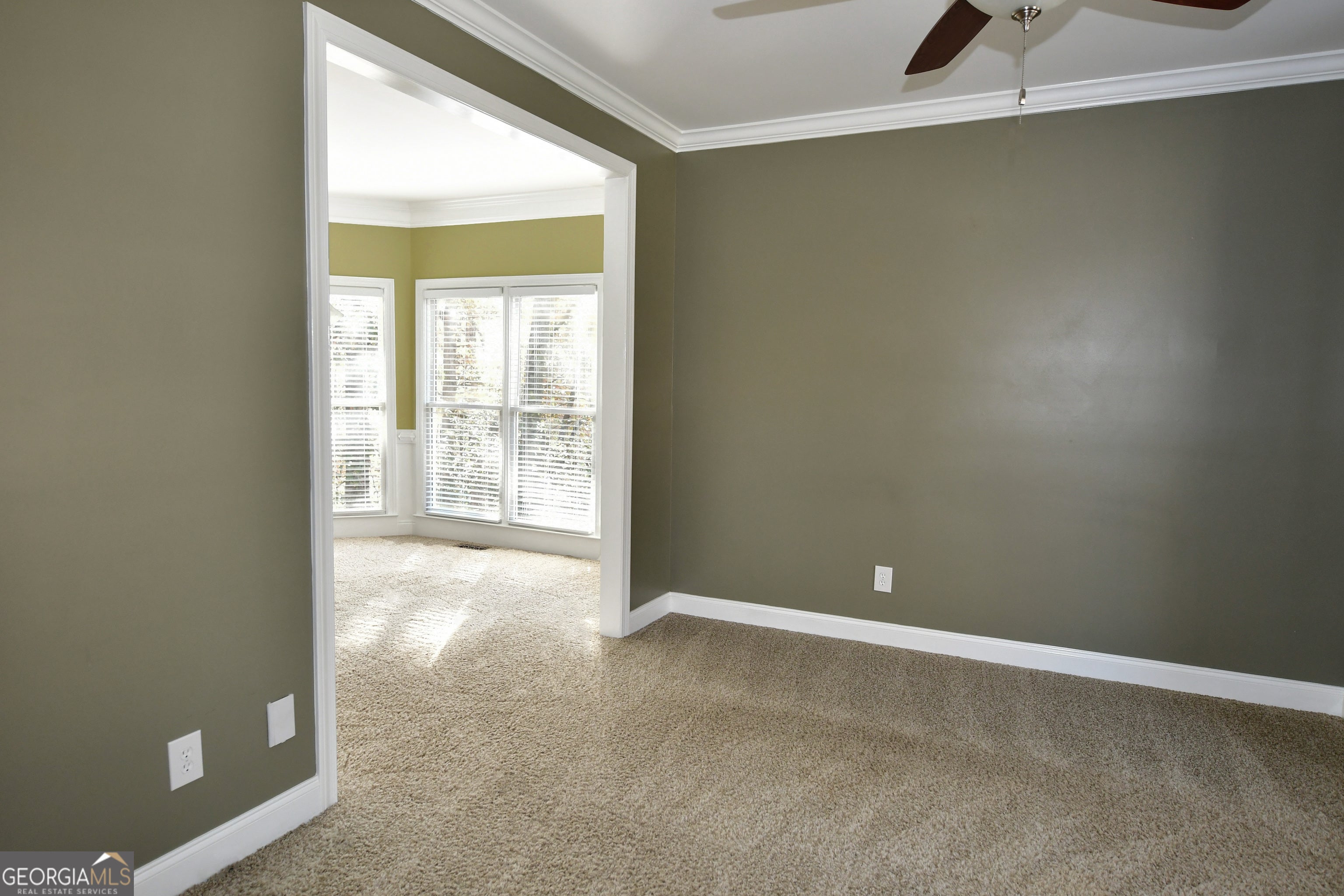 Hoschton, Georgia, 30548, United States, 5 Bedrooms Bedrooms, ,4 BathroomsBathrooms,Residential,For Sale,1992517