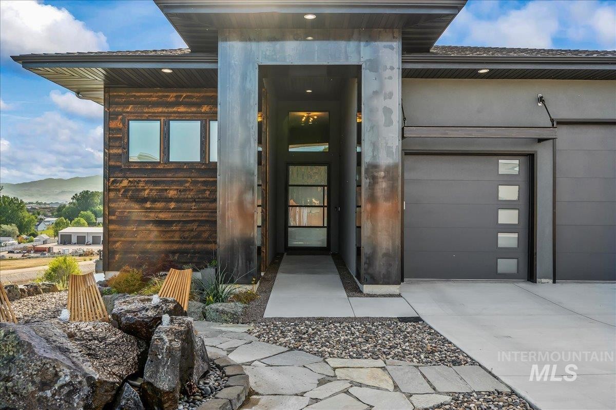 4580 S. Fenny Lane, Boise, Idaho, 83709, United States, 4 Bedrooms Bedrooms, ,3 BathroomsBathrooms,Residential,For Sale,4580 S. Fenny Lane,1434234