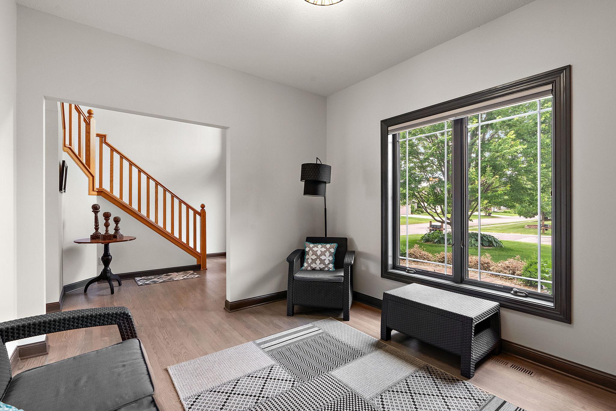 Oakdale, Minnesota, 55128, United States, 4 Bedrooms Bedrooms, ,4 BathroomsBathrooms,Residential,For Sale,1879213