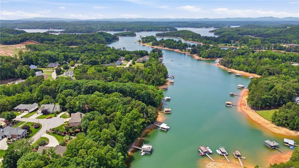 Gainesville, Georgia, 30504, United States, 4 Bedrooms Bedrooms, ,4 BathroomsBathrooms,Residential,For Sale,2049252