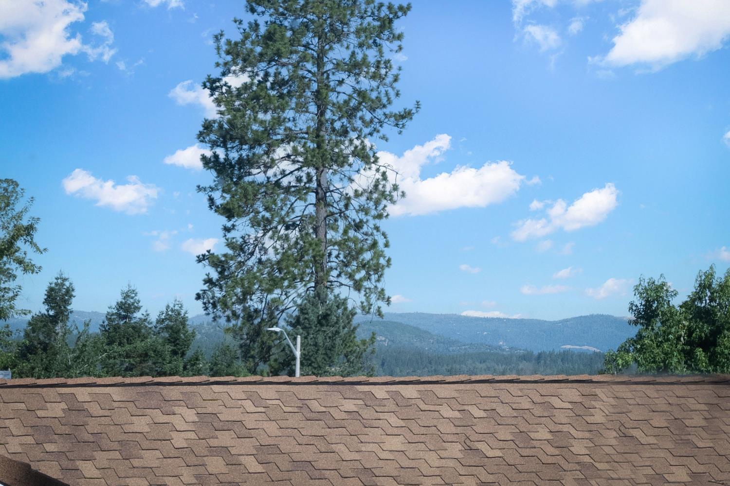 Grass Valley, California, 95945, United States, 3 Bedrooms Bedrooms, ,3 BathroomsBathrooms,Residential,For Sale,1924328