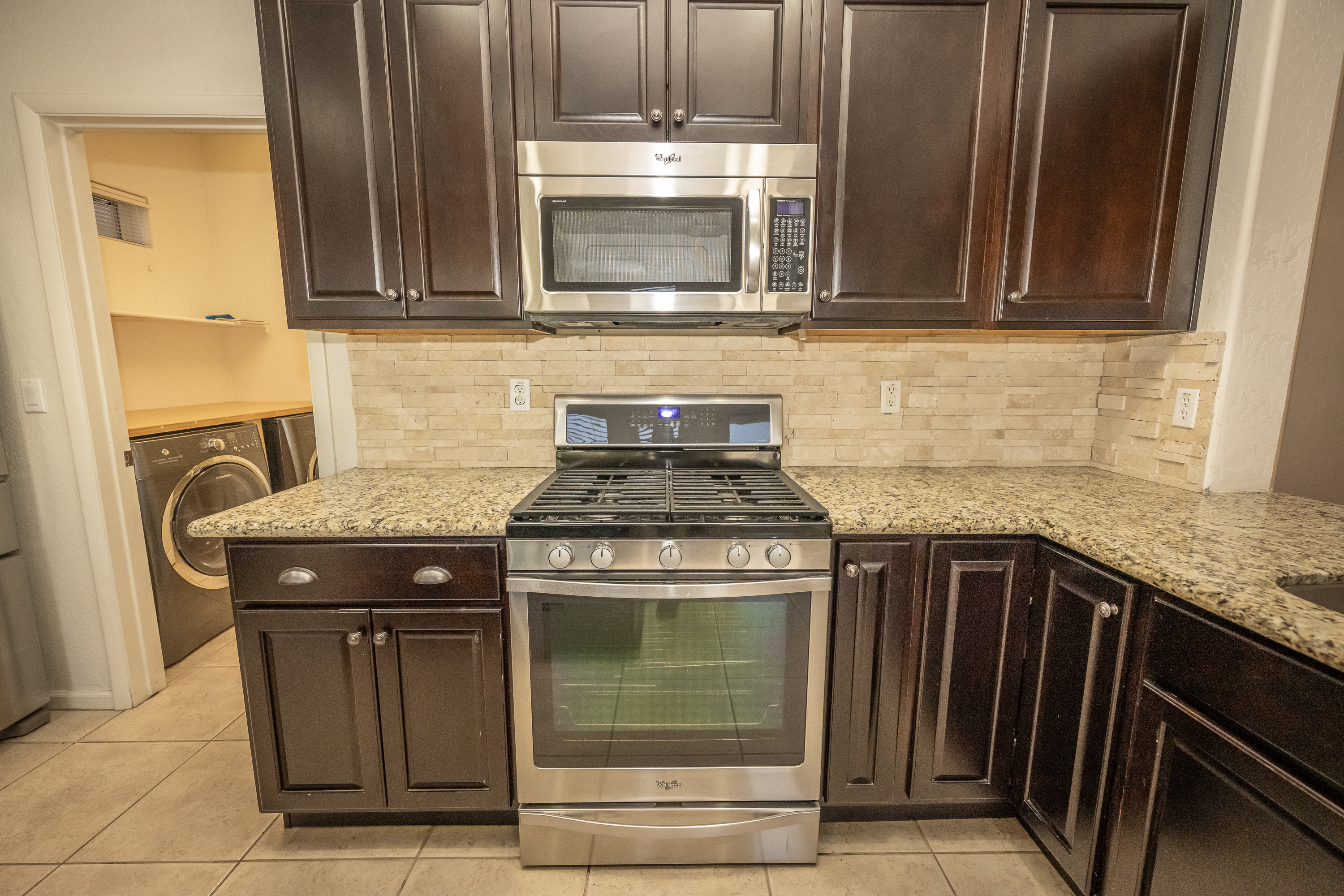 ANTHEM, Arizona, 85086, United States, 4 Bedrooms Bedrooms, ,3 BathroomsBathrooms,Residential,For Sale,1937658