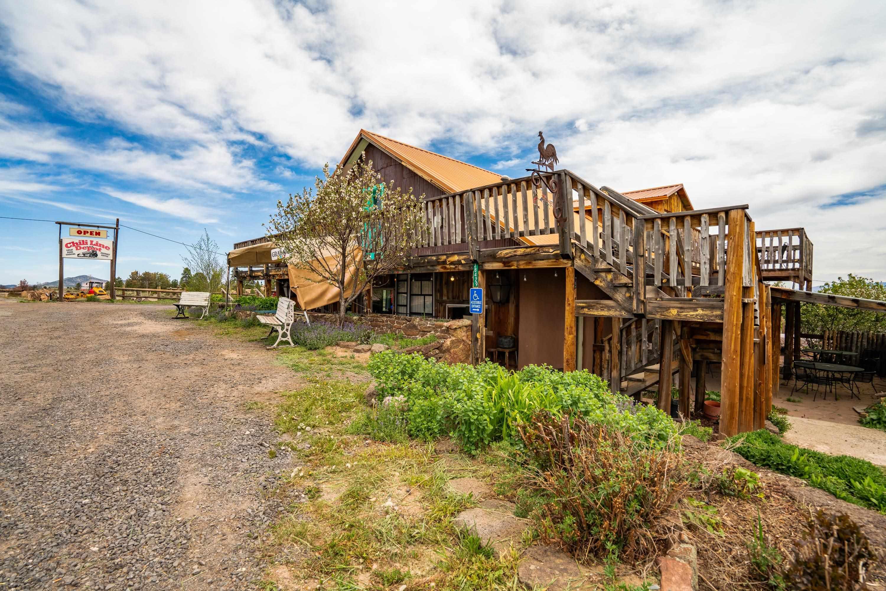 Tres Piedras, New Mexico, 87577, United States, 4 Bedrooms Bedrooms, ,7 BathroomsBathrooms,Residential,For Sale,1849608