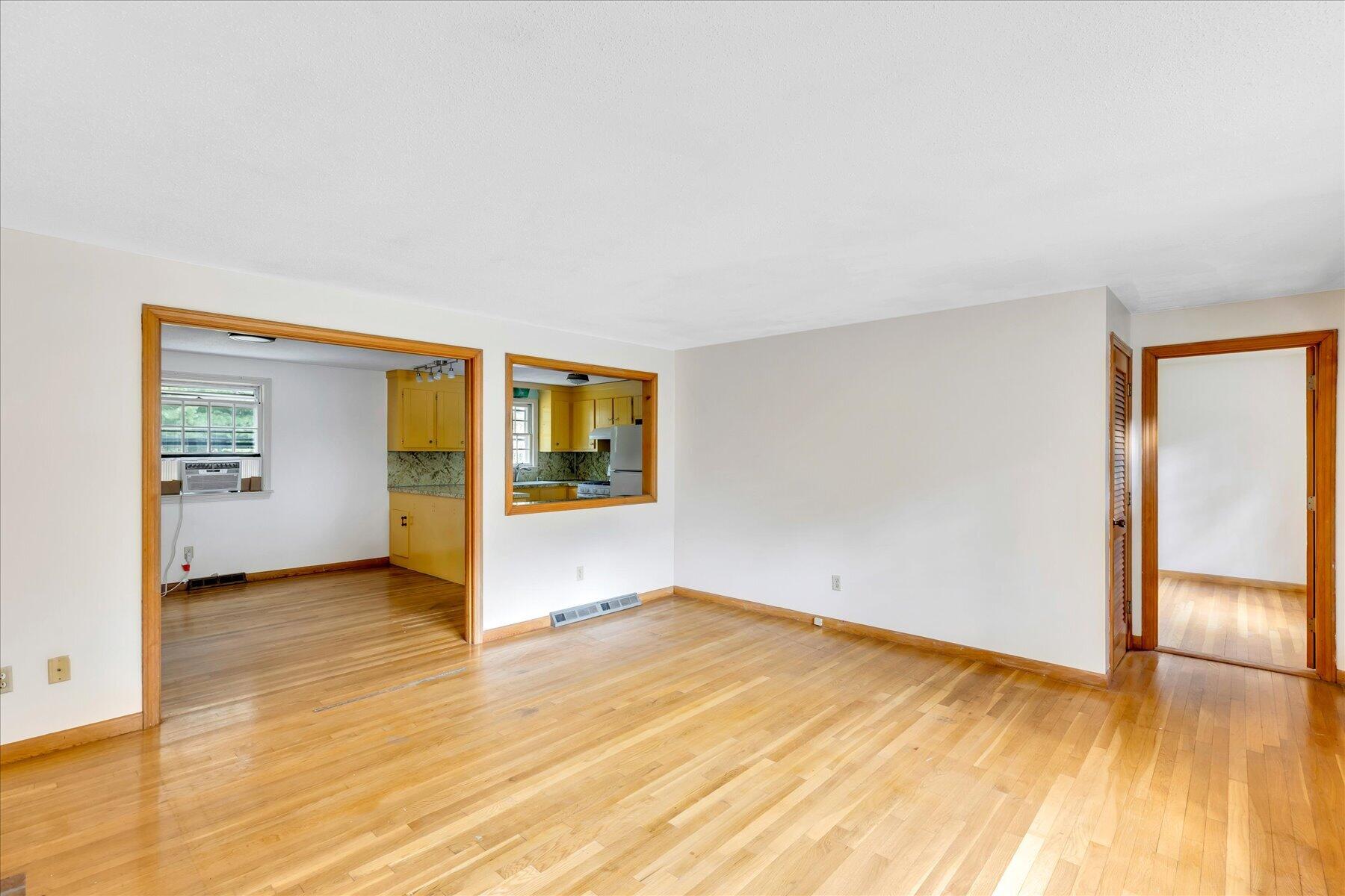  804 Putnam Avenue - 物件實景