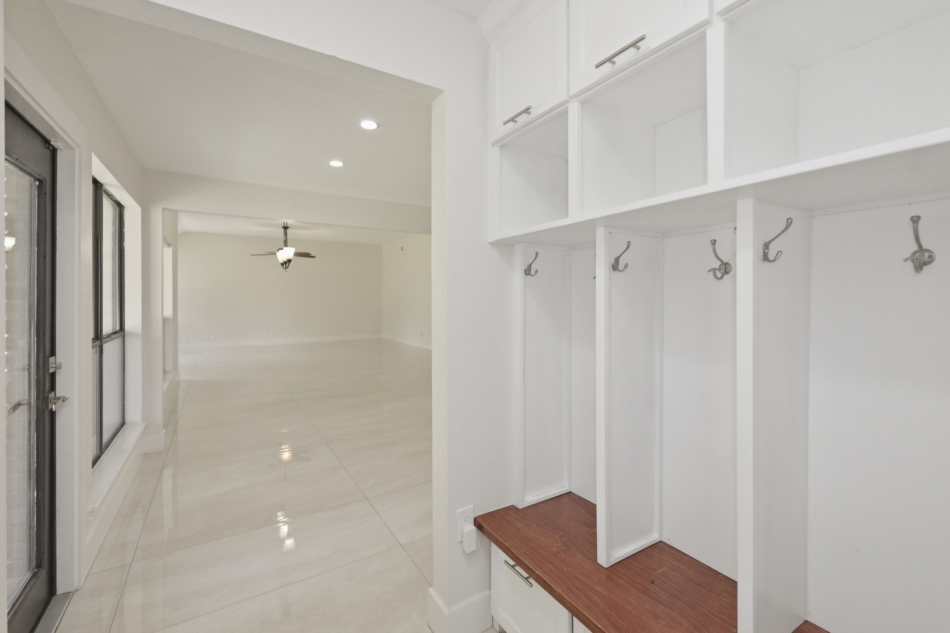  Luxury Living with Timeless Appeal - 物件實景