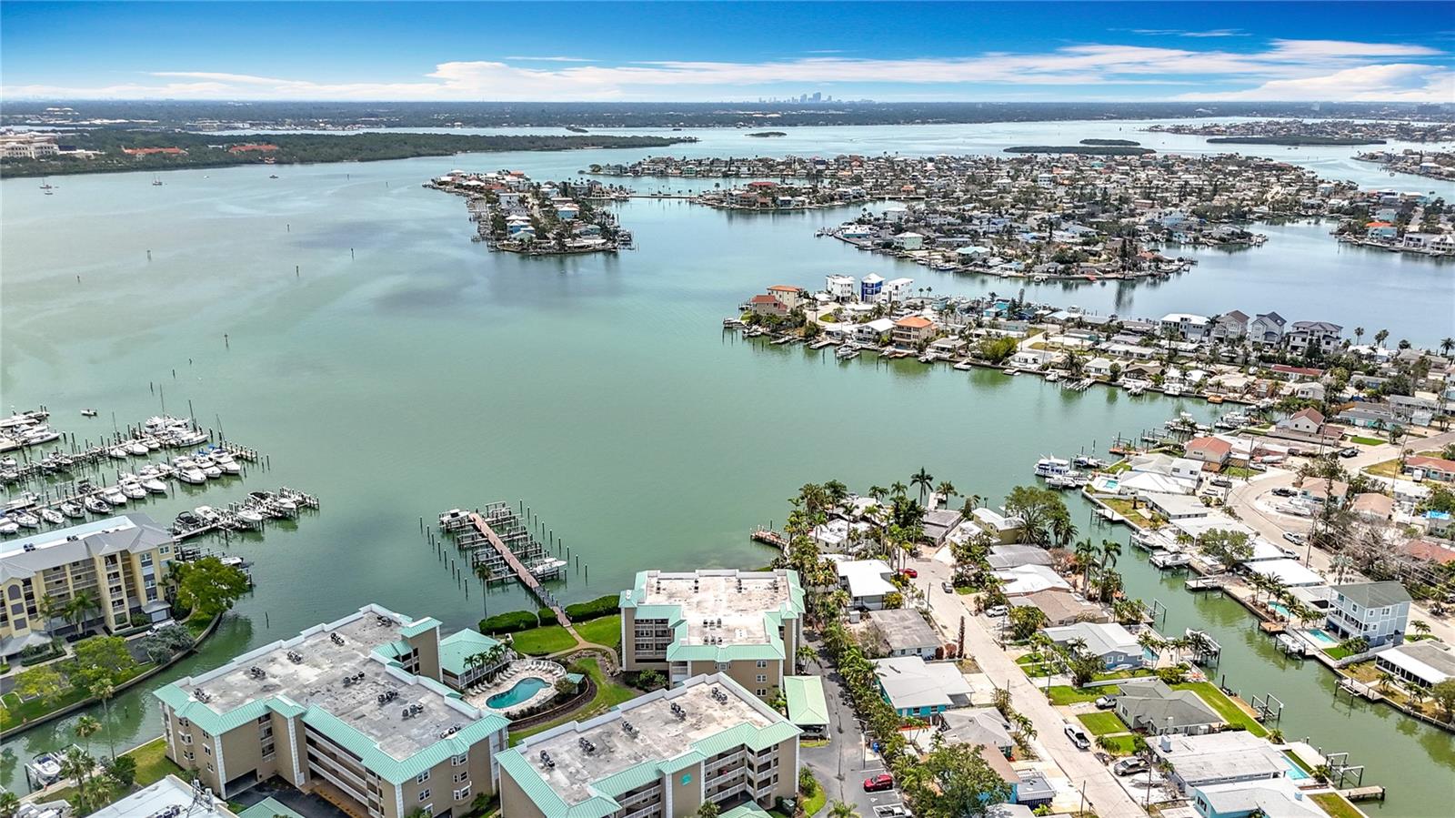 Madeira Beach, Florida, 33708, United States, 2 Bedrooms Bedrooms, ,2 BathroomsBathrooms,Residential,For Sale,1981210