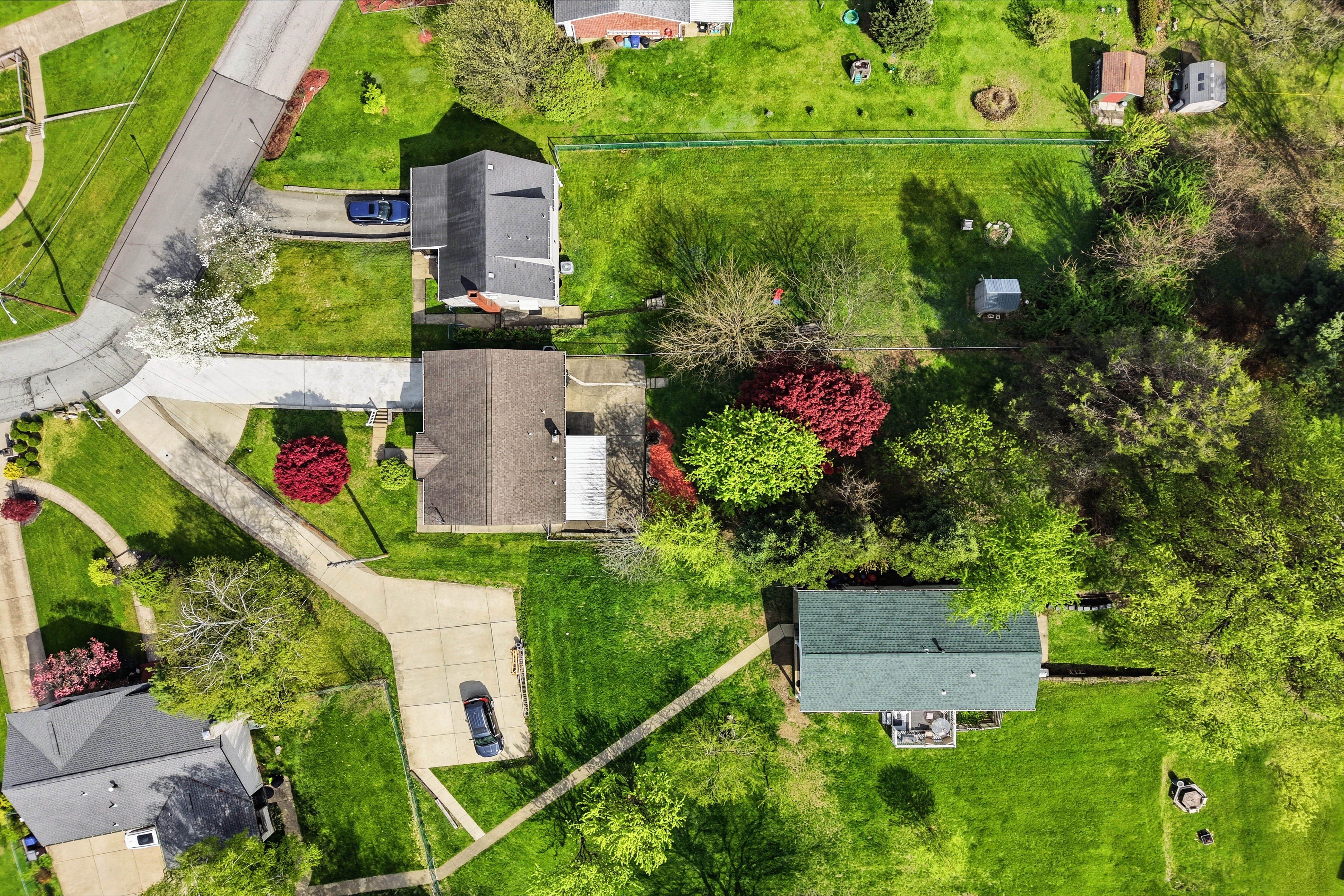  27 Flora Road, Pittsburgh, PA 15227 - 物件實景