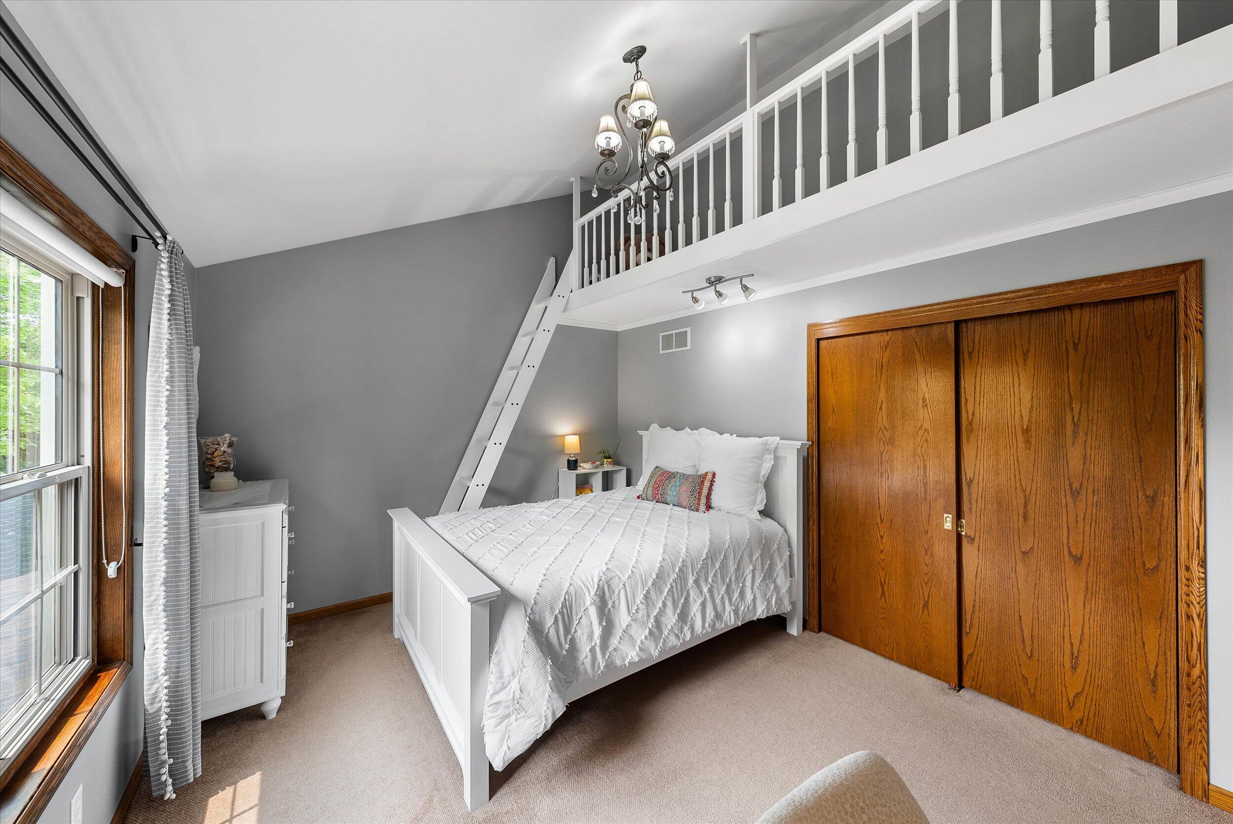 Germantown, Wisconsin, 53022, United States, 3 Bedrooms Bedrooms, ,3 BathroomsBathrooms,Residential,For Sale,1987563