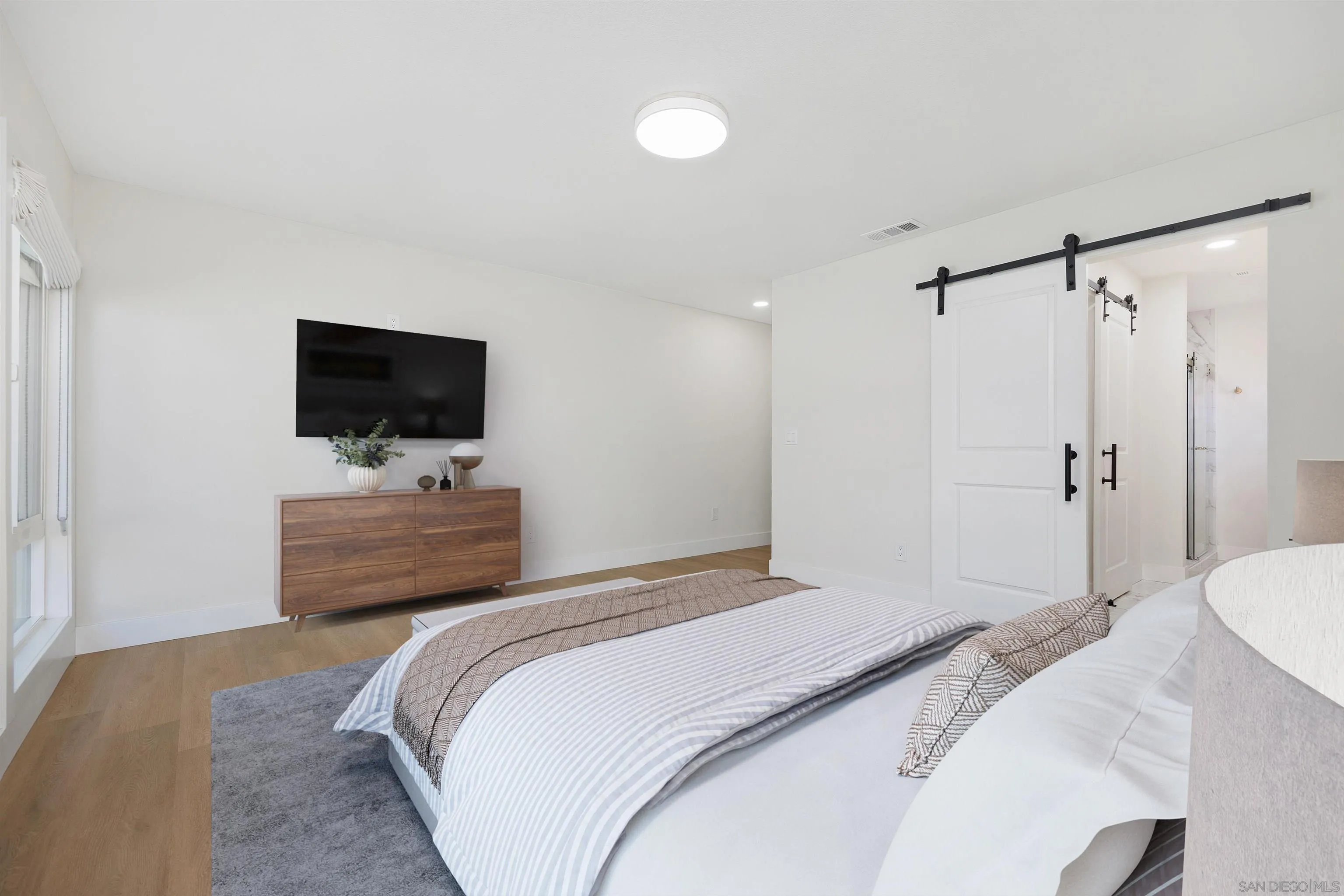 San Diego, California, 92128, United States, 3 Bedrooms Bedrooms, ,2 BathroomsBathrooms,Residential,For Sale,1999575