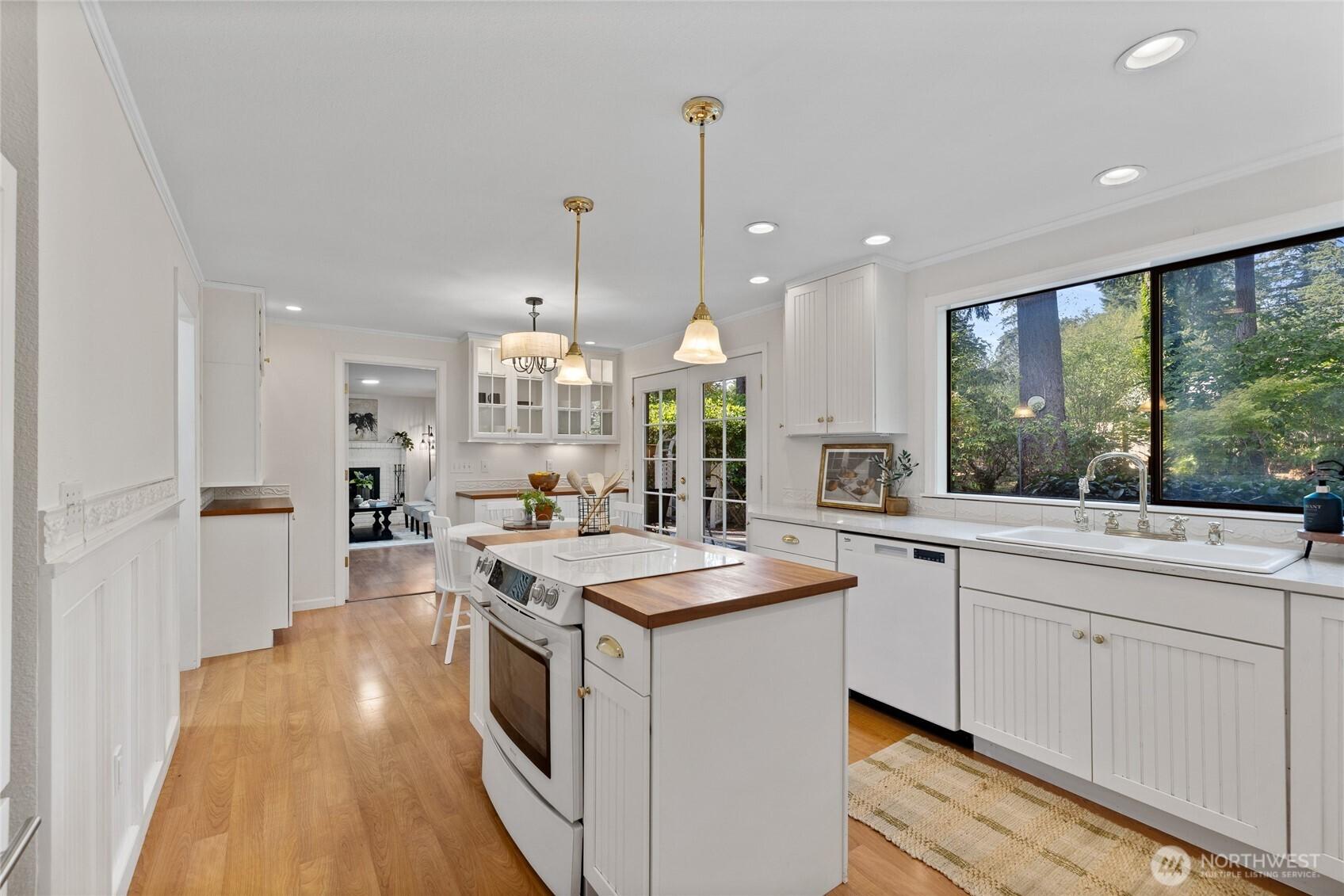 GIG HARBOR, Washington, 98335, United States, 4 Bedrooms Bedrooms, ,3 BathroomsBathrooms,Residential,For Sale,1938738