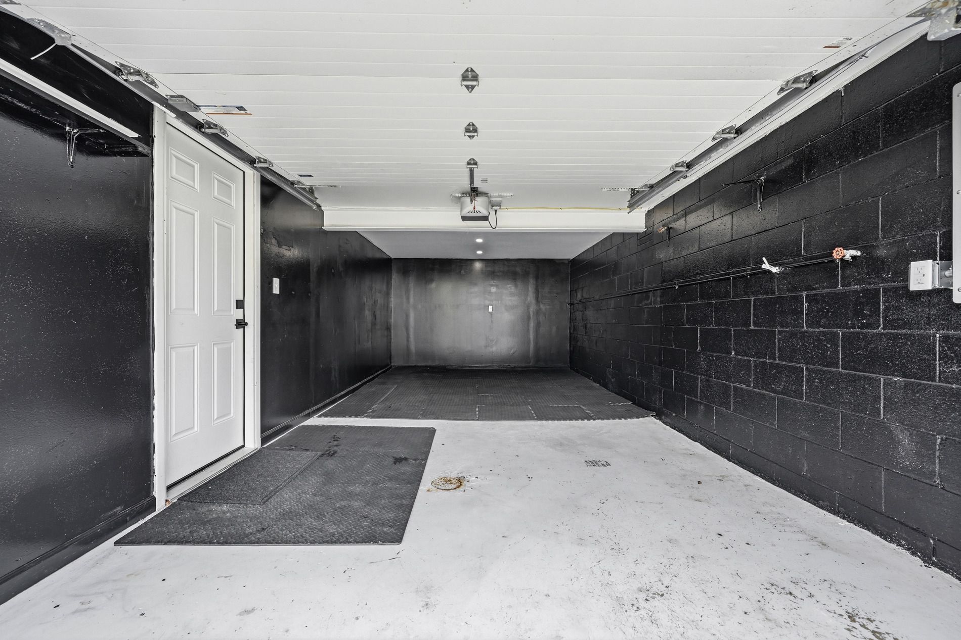  907 Camelot Drive, Pittsburgh, PA 15237 - 物件實景