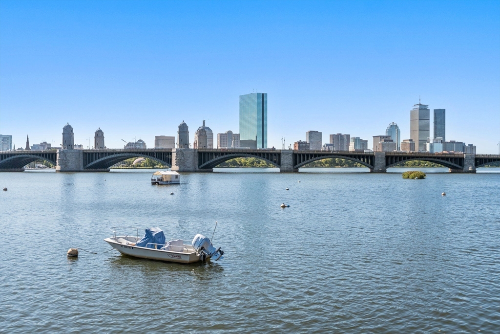 Cambridge, Massachusetts, 02142, United States, 2 Bedrooms Bedrooms, ,3 BathroomsBathrooms,Residential,For Sale,1784887