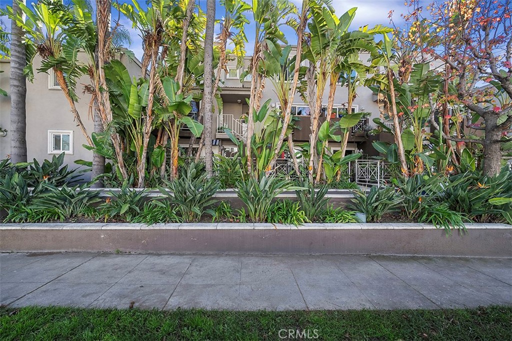 Burbank, California, 91505, United States, 1 Bedroom Bedrooms, ,1 BathroomBathrooms,Residential,For Sale,2009729