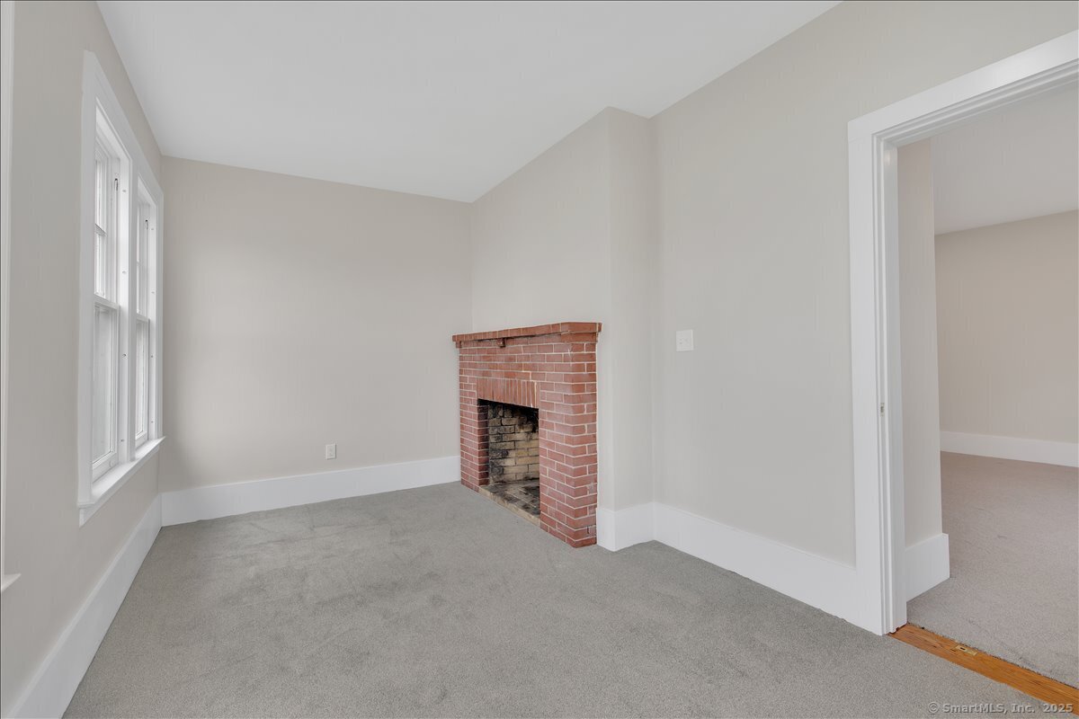 Wethersfield, Connecticut, 06109, United States, 6 Bedrooms Bedrooms, ,3 BathroomsBathrooms,Residential,For Sale,2007833