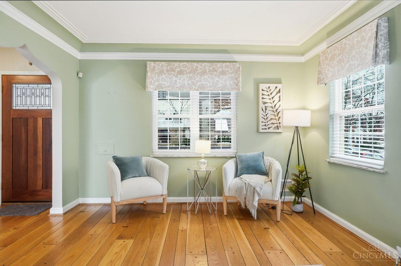 Cincinnati, Ohio, 45209, United States, 3 Bedrooms Bedrooms, ,4 BathroomsBathrooms,Residential,For Sale,2003338