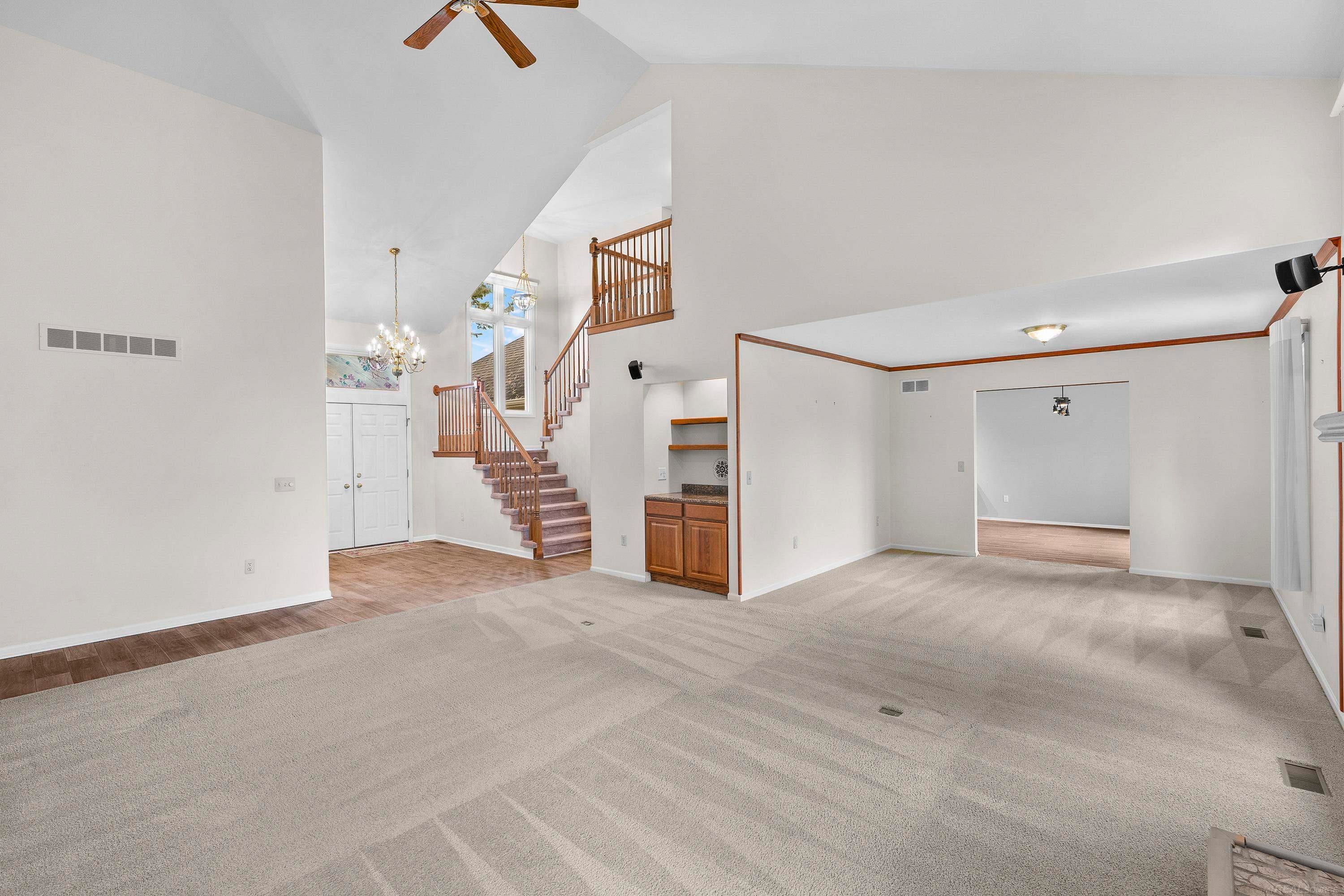 Shelby Twp, Michigan, 48315, United States, 4 Bedrooms Bedrooms, ,4 BathroomsBathrooms,Residential,For Sale,1987428