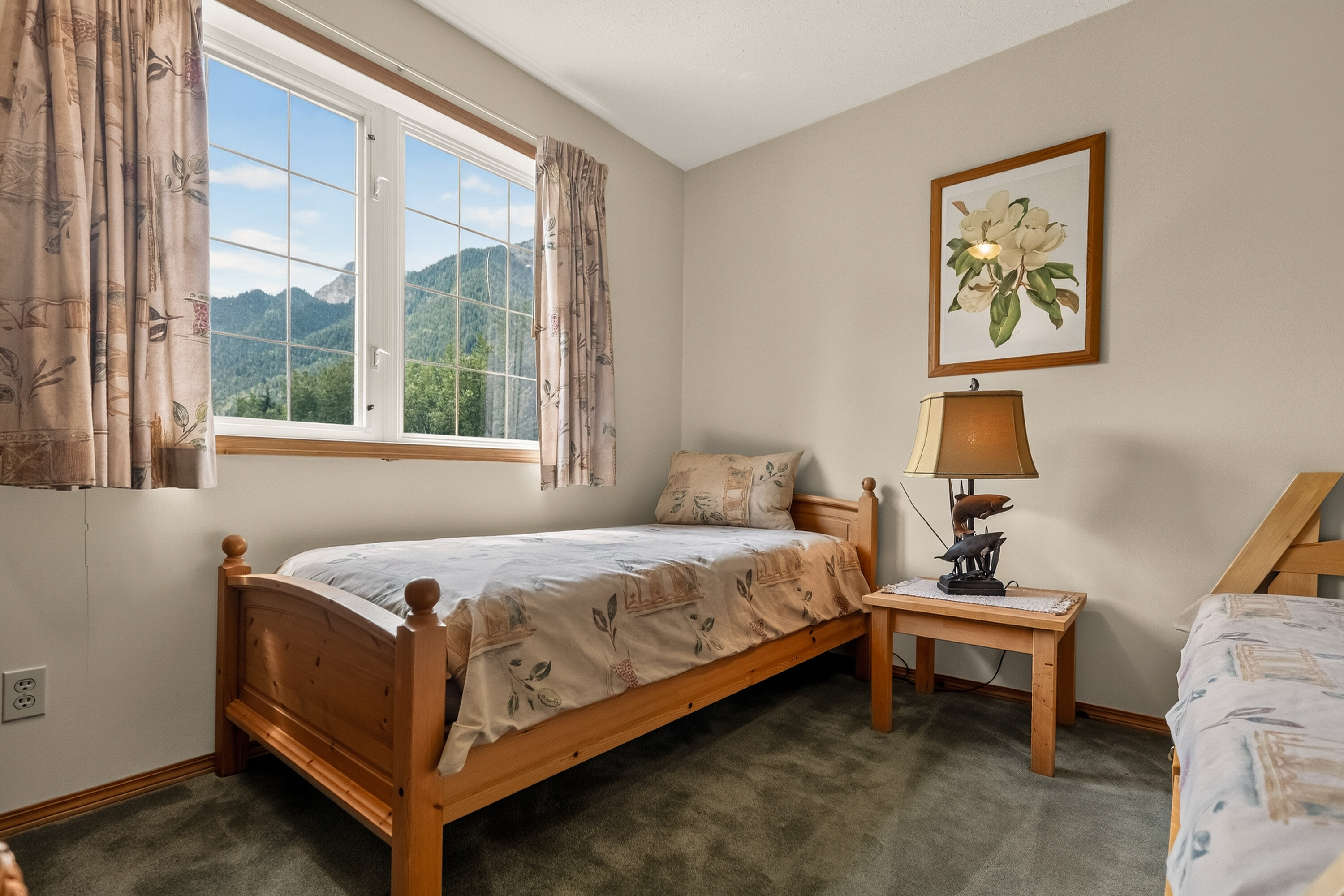  Exclusive Mountain Property - 物件實景