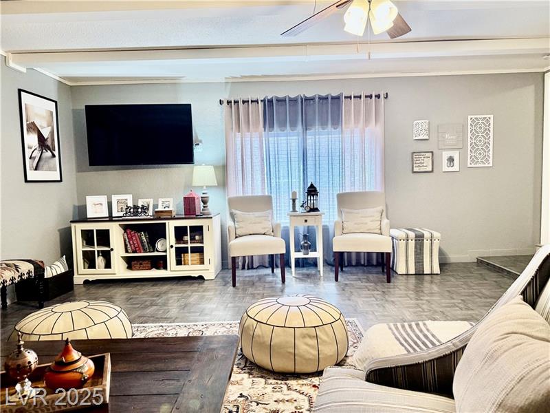 Las Vegas, Nevada, 89121, United States, 3 Bedrooms Bedrooms, ,2 BathroomsBathrooms,Residential,For Sale,1981360