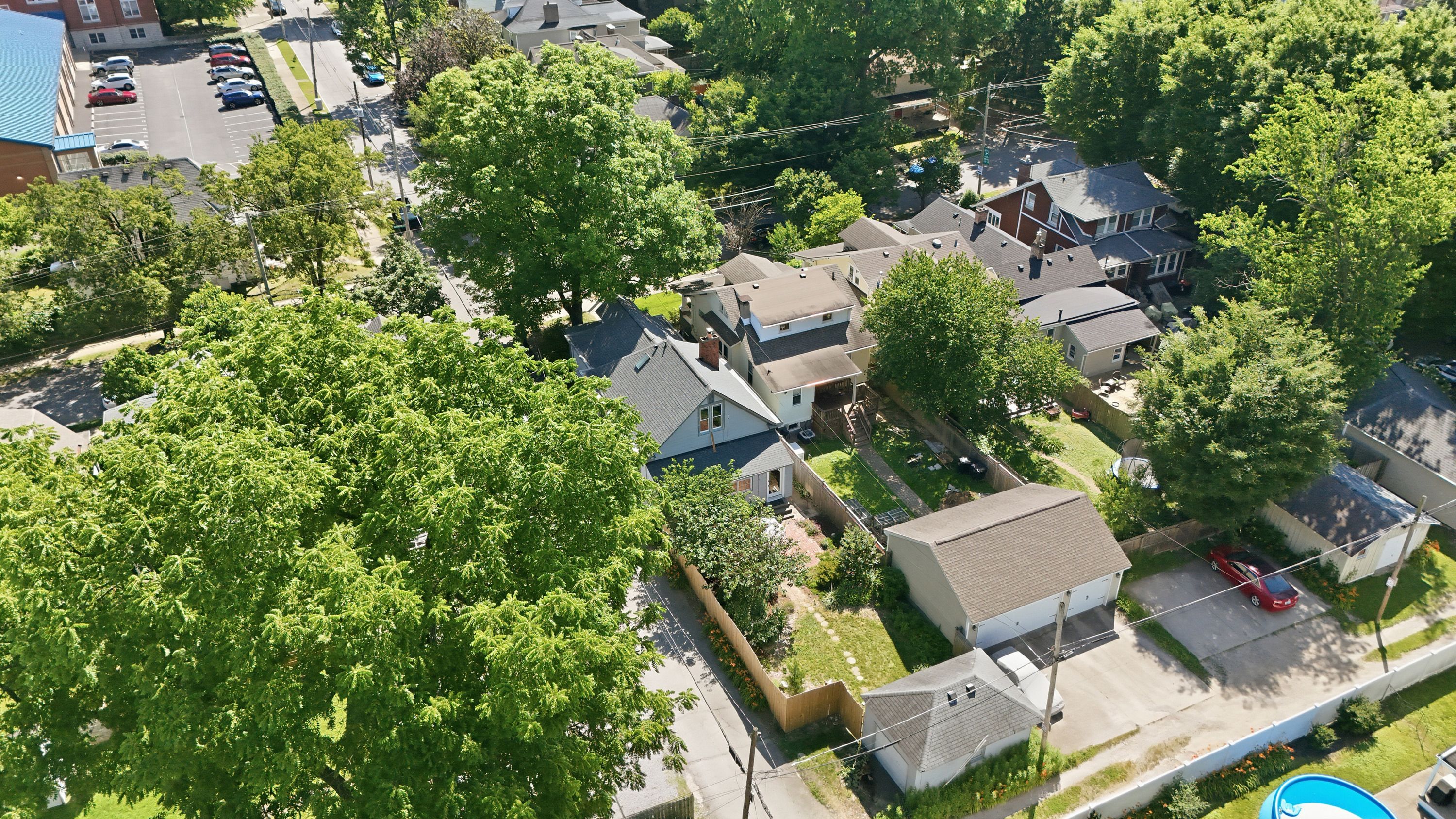  1700 Fernwood Avenue, Louisville, KY 40205 - 物件實景