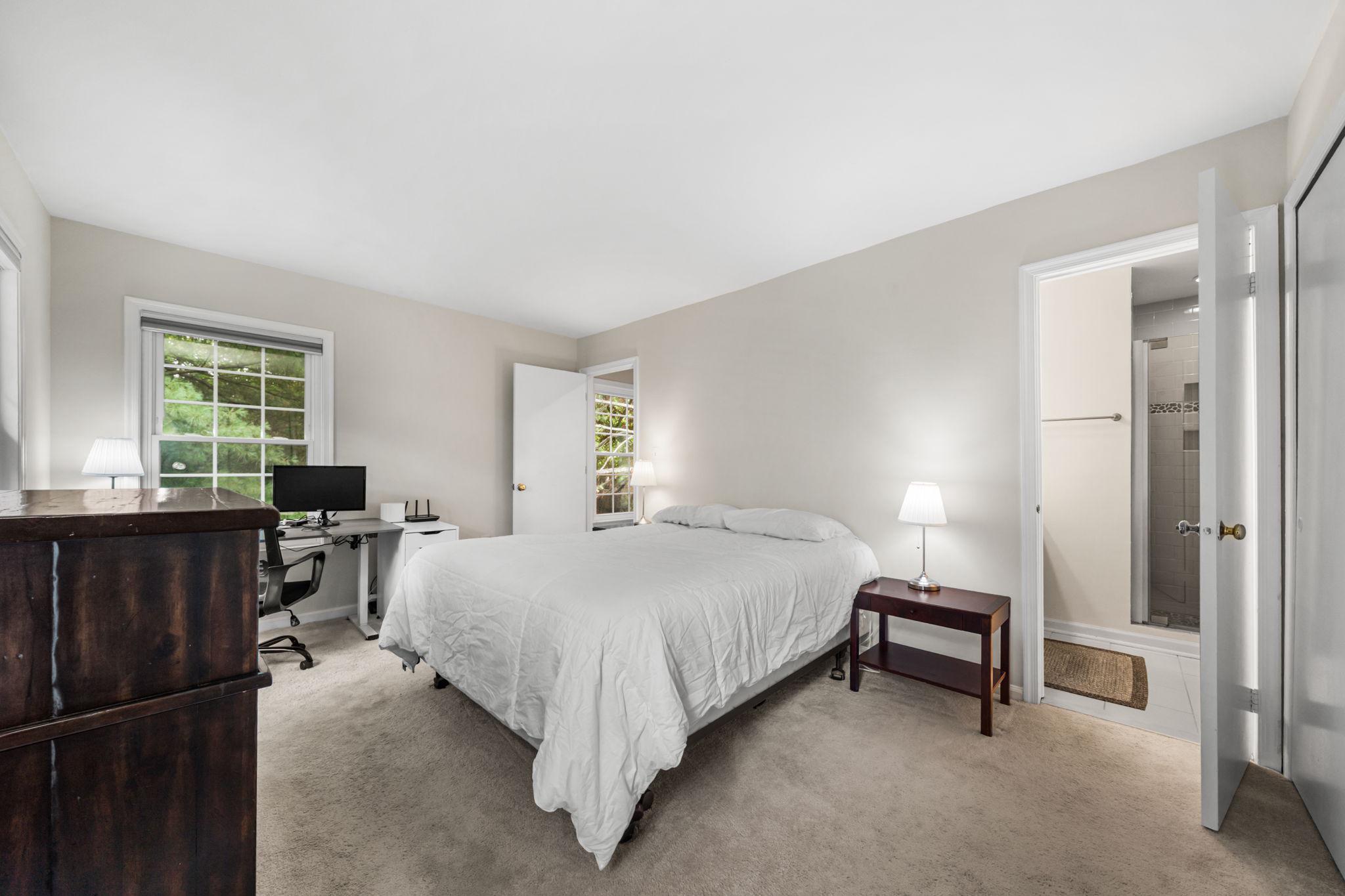  2923C S Woodley Street, Arlington, VA, 22206 - 物件實景