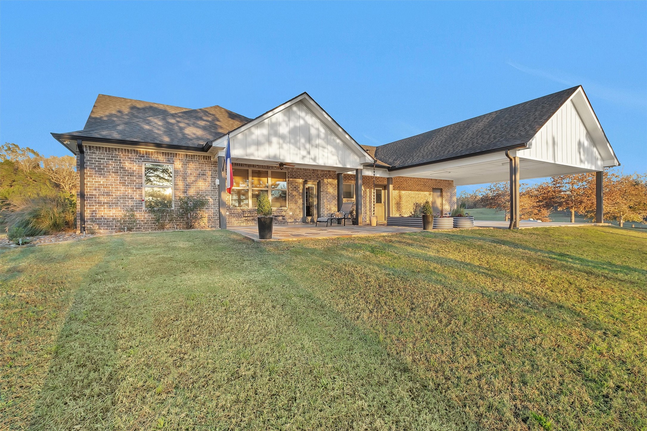 Mount Enterprise, Texas, 75681, United States, ,Residential,For Sale,2001893