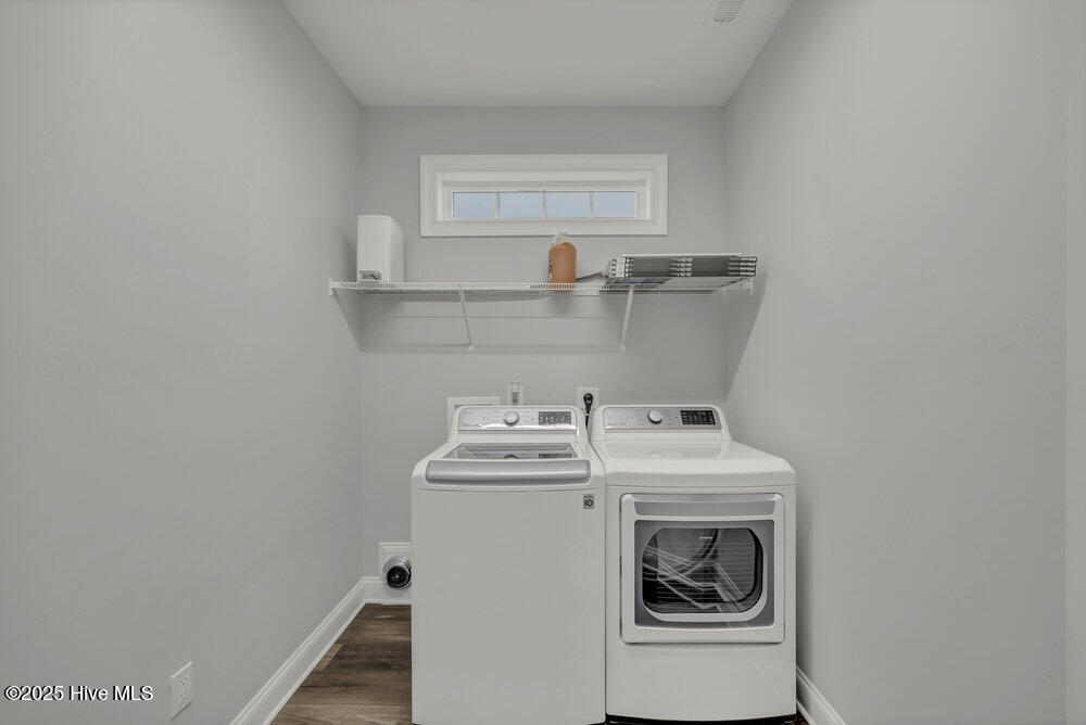 Wilmington, North Carolina, 28412, United States, 4 Bedrooms Bedrooms, ,4 BathroomsBathrooms,Residential,For Sale,1996064