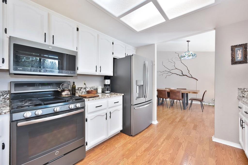 Foresthill, California, 95631, United States, 3 Bedrooms Bedrooms, ,2 BathroomsBathrooms,Residential,For Sale,1819375