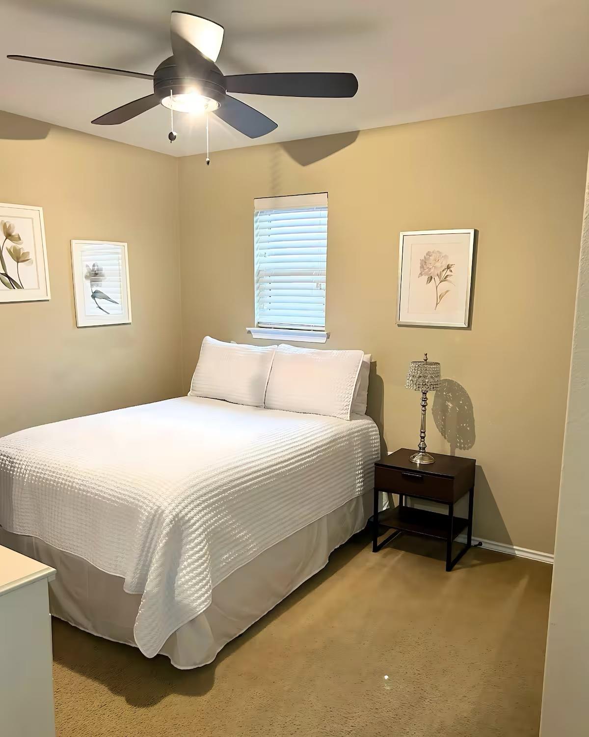 Austin, Texas, 78744, United States, 5 Bedrooms Bedrooms, ,4 BathroomsBathrooms,Residential,For Sale,1975896