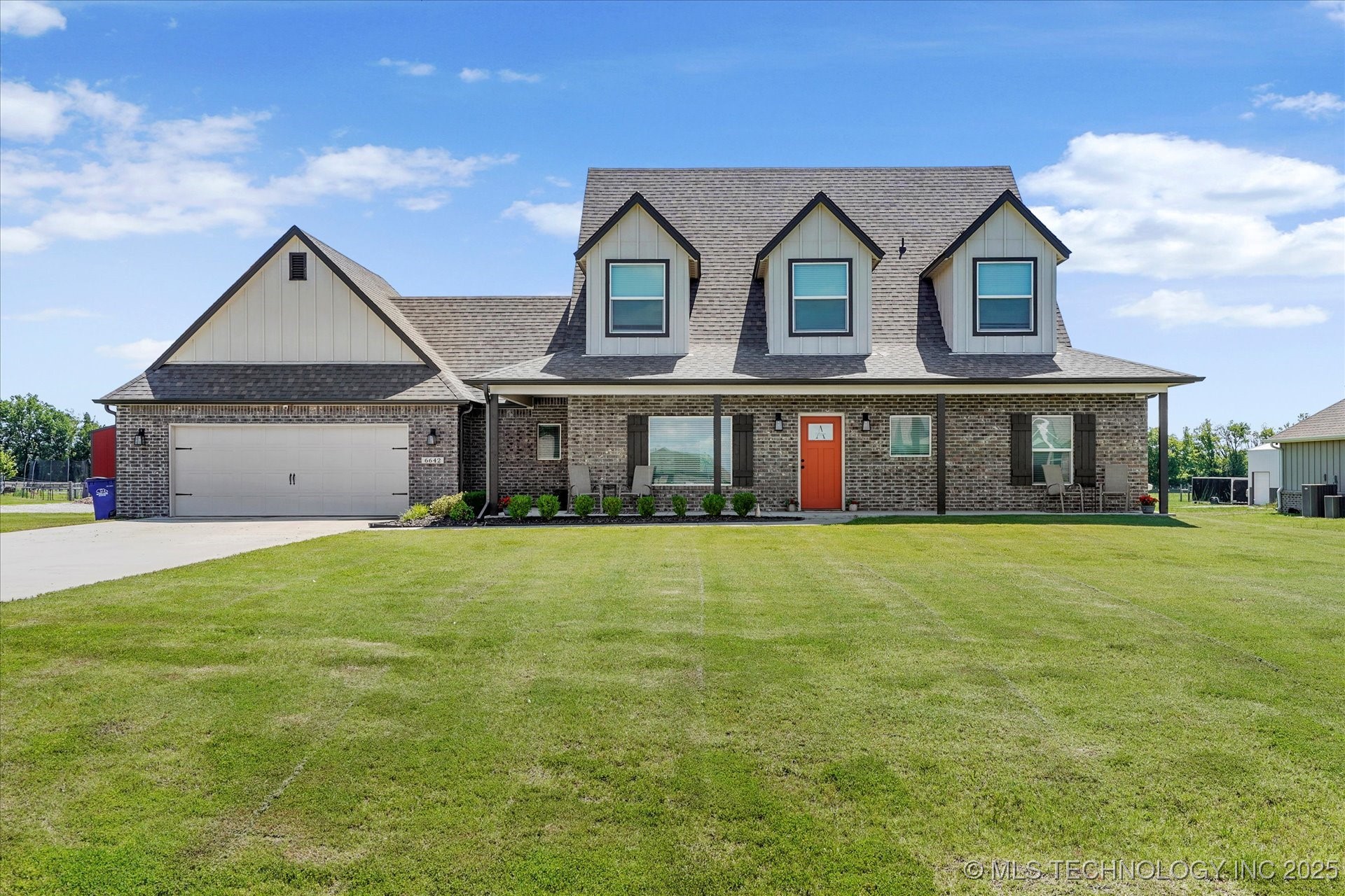 Broken Arrow, Oklahoma, 74014, United States, 4 Bedrooms Bedrooms, ,3 BathroomsBathrooms,Residential,For Sale,1885345