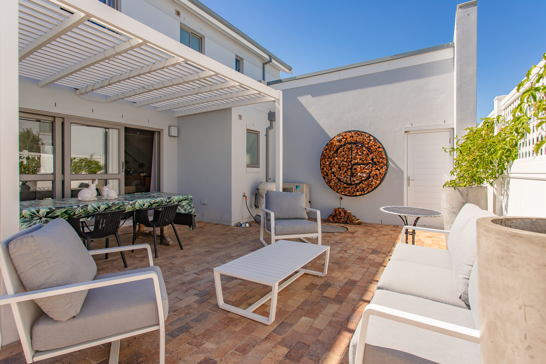  Family home in popular Le Parc Estate, Paarl - 物件實景