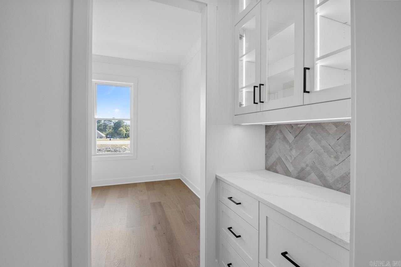 Benton, Arkansas, 72019, United States, 5 Bedrooms Bedrooms, ,4 BathroomsBathrooms,Residential,For Sale,1975690