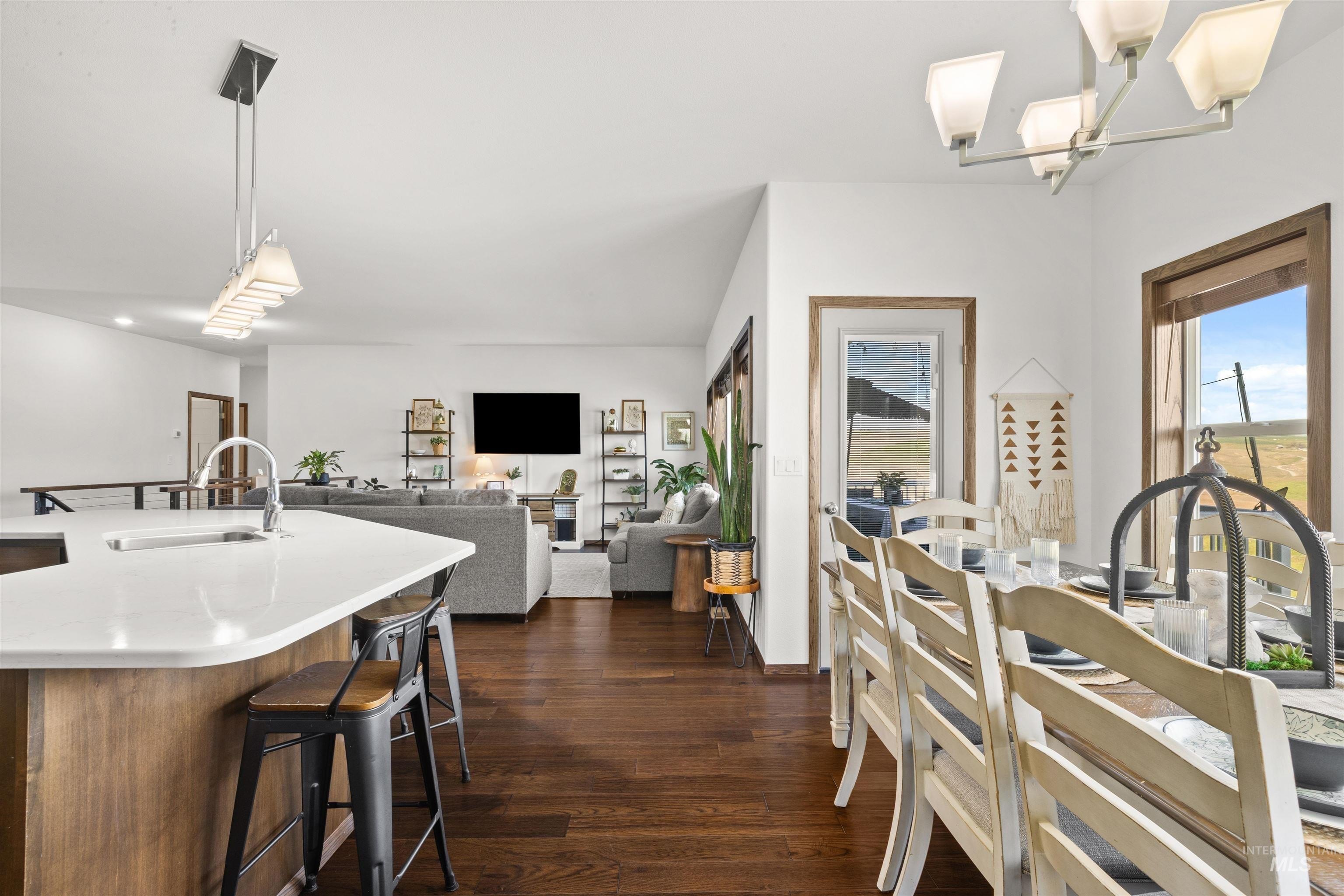 Clarkston, Washington, 99403, United States, 4 Bedrooms Bedrooms, ,3 BathroomsBathrooms,Residential,For Sale,1976590