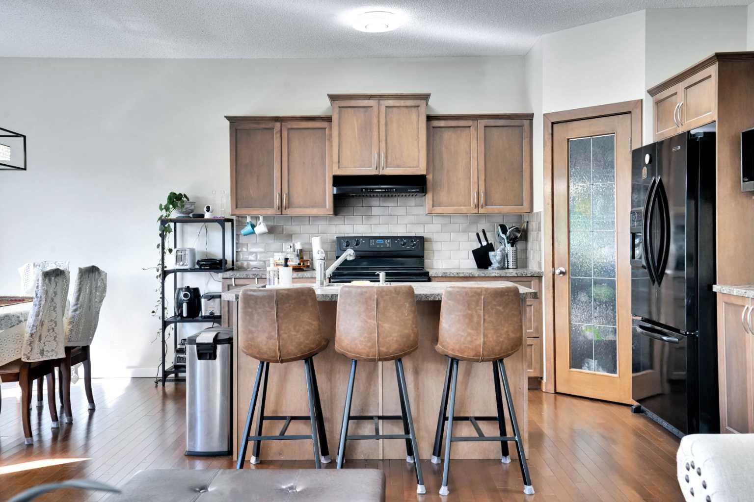 CALGARY, Alberta, T3M 0N7, CA, 4 Bedrooms Bedrooms, ,4 BathroomsBathrooms,Residential,For Sale,1908583