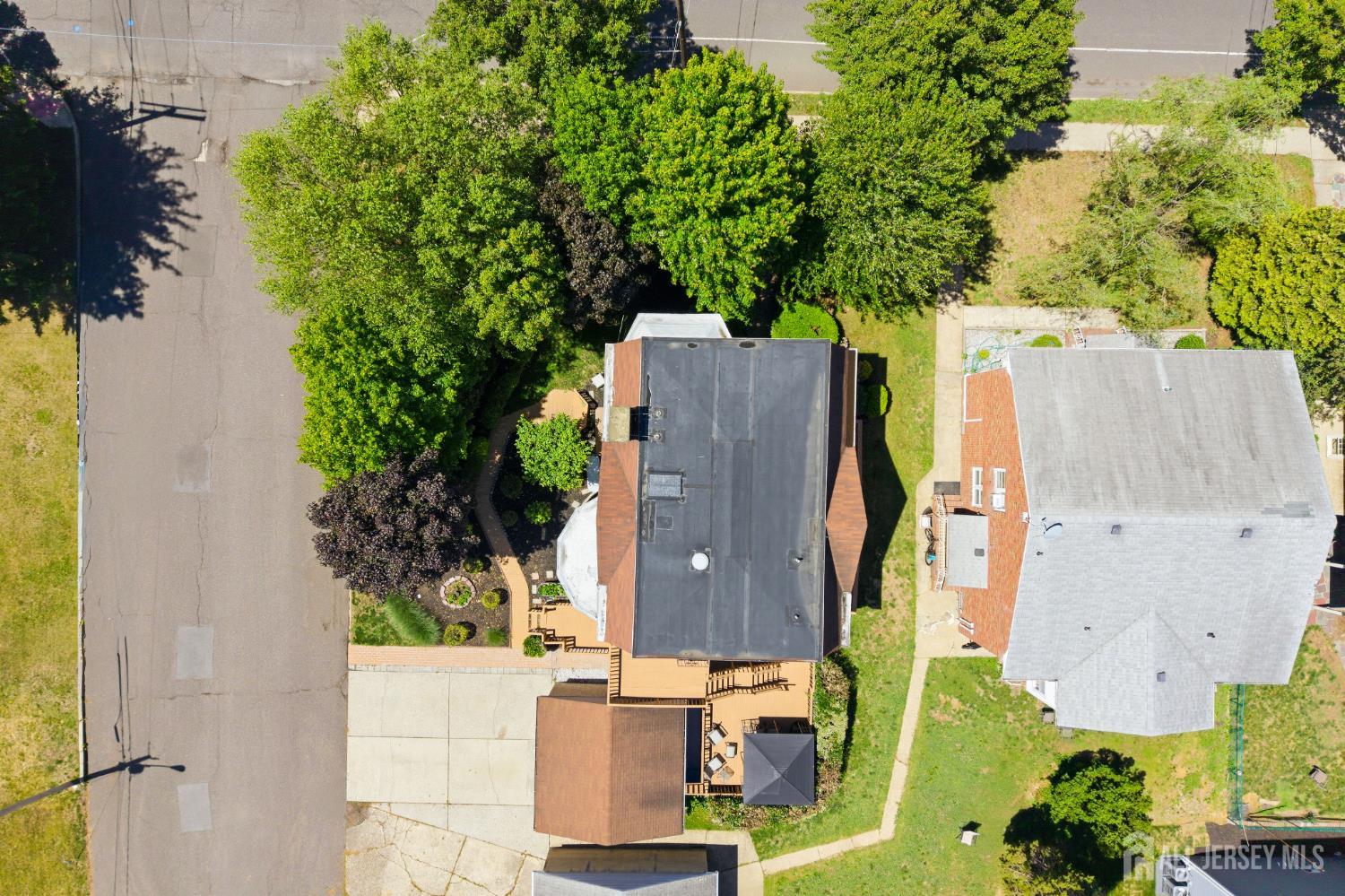South Amboy, New Jersey, 08879, United States, 3 Bedrooms Bedrooms, ,3 BathroomsBathrooms,Residential,For Sale,2049117